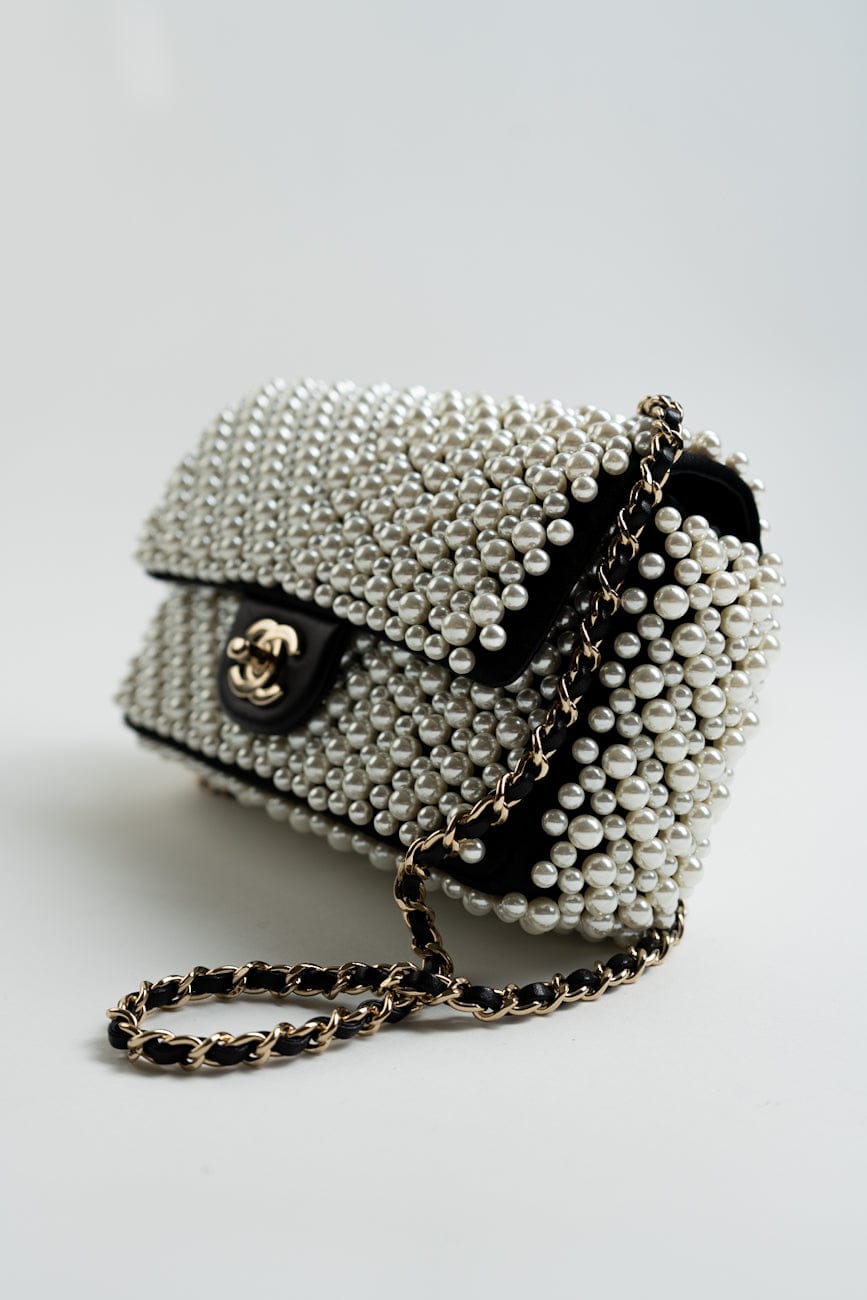 Chanel 19S Mini Pearl On Flap