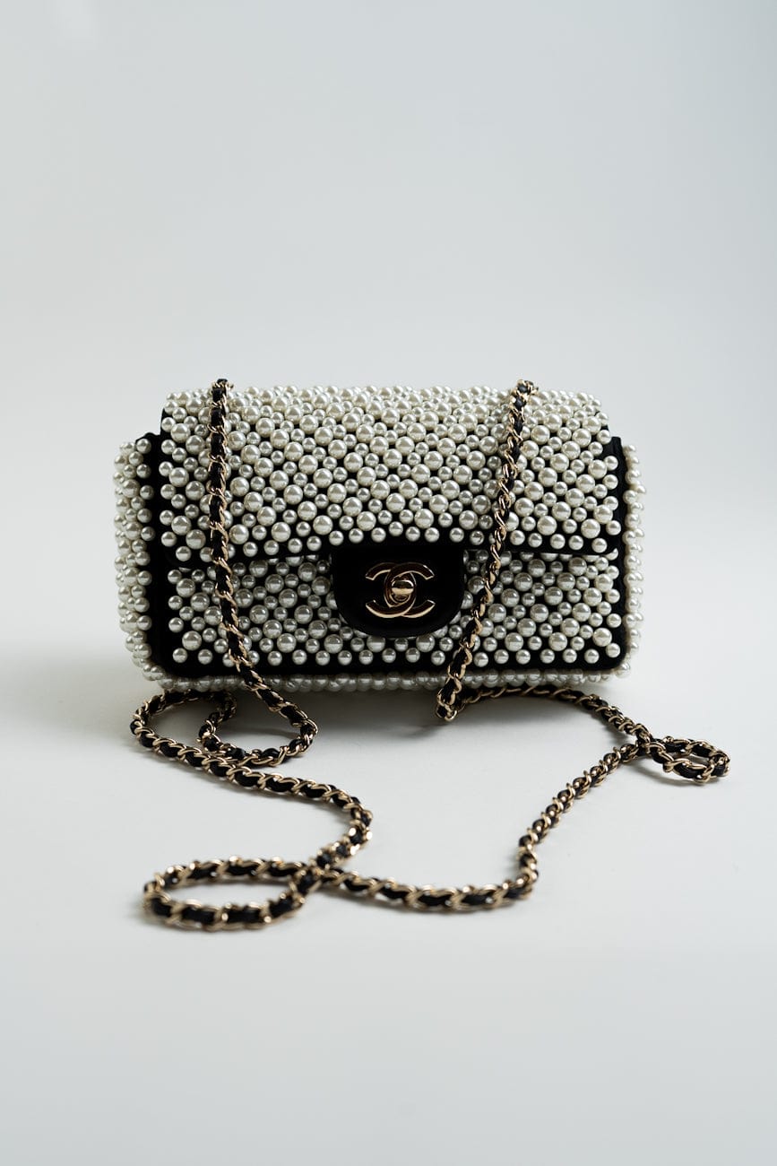 Chanel 19S Mini Pearl On Flap