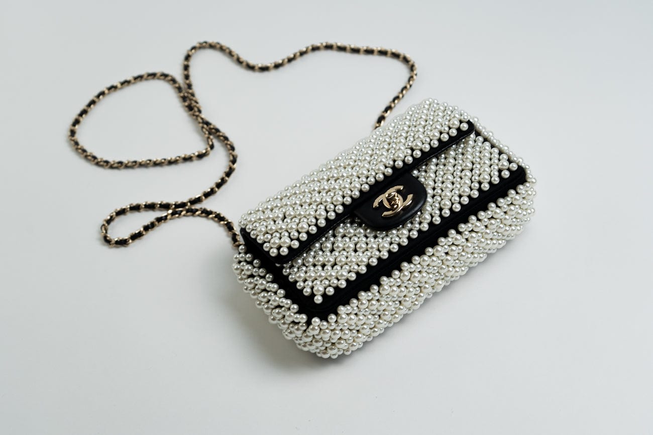 Chanel 19S Mini Pearl On Flap