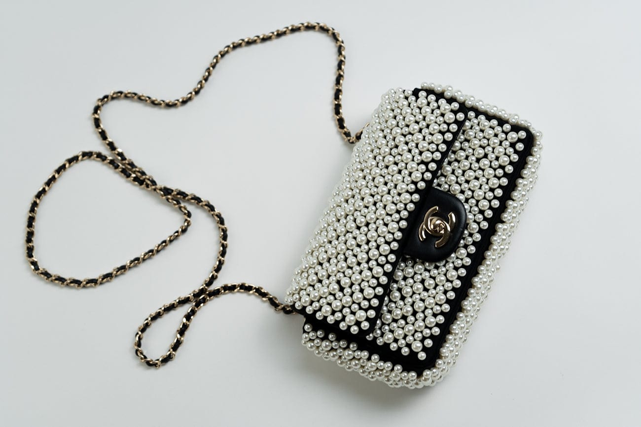 Chanel 19S Mini Pearl On Flap