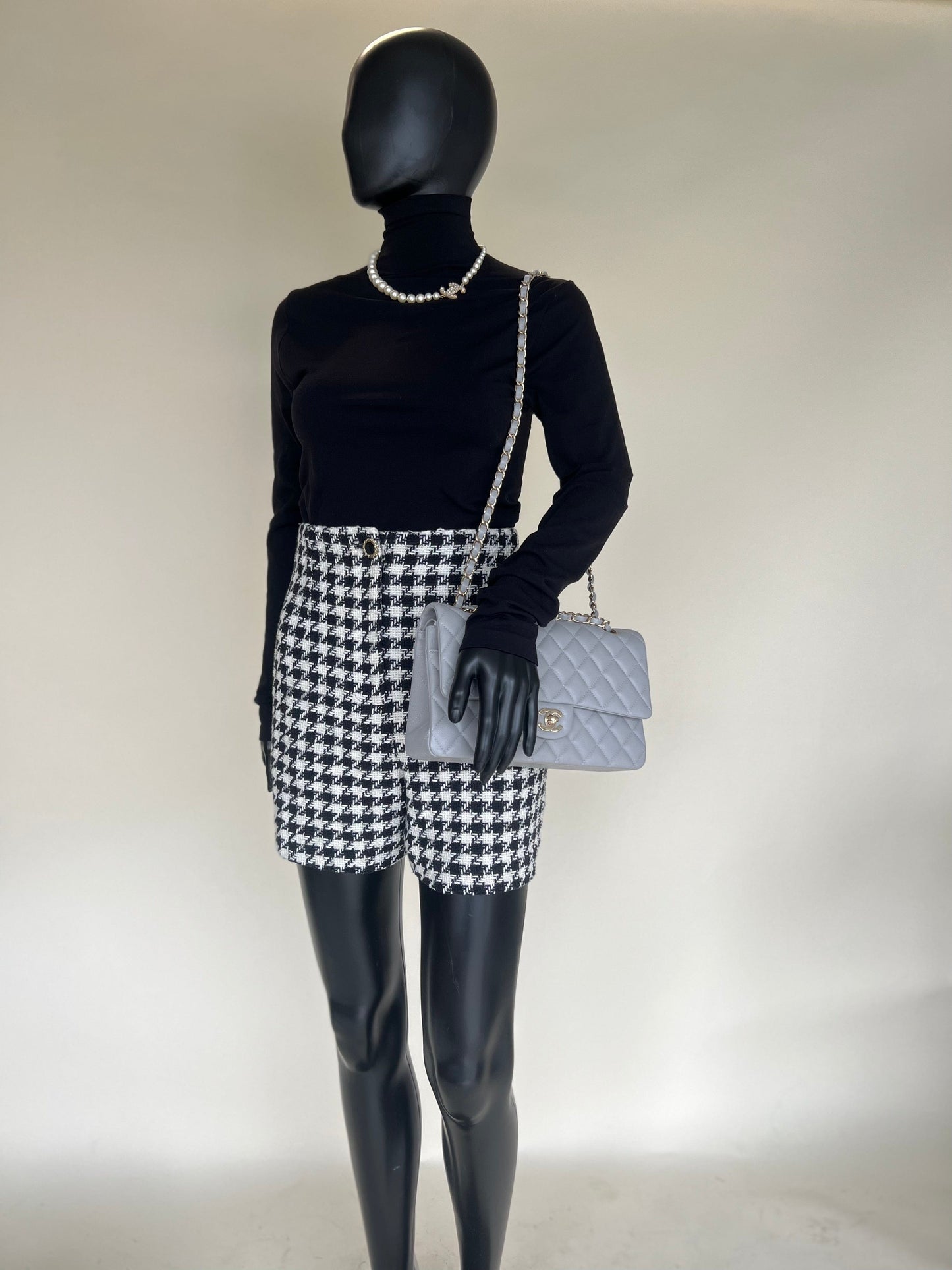 Chanel 21A Grey Caviar Quilted Medium Classic Flap LGHW