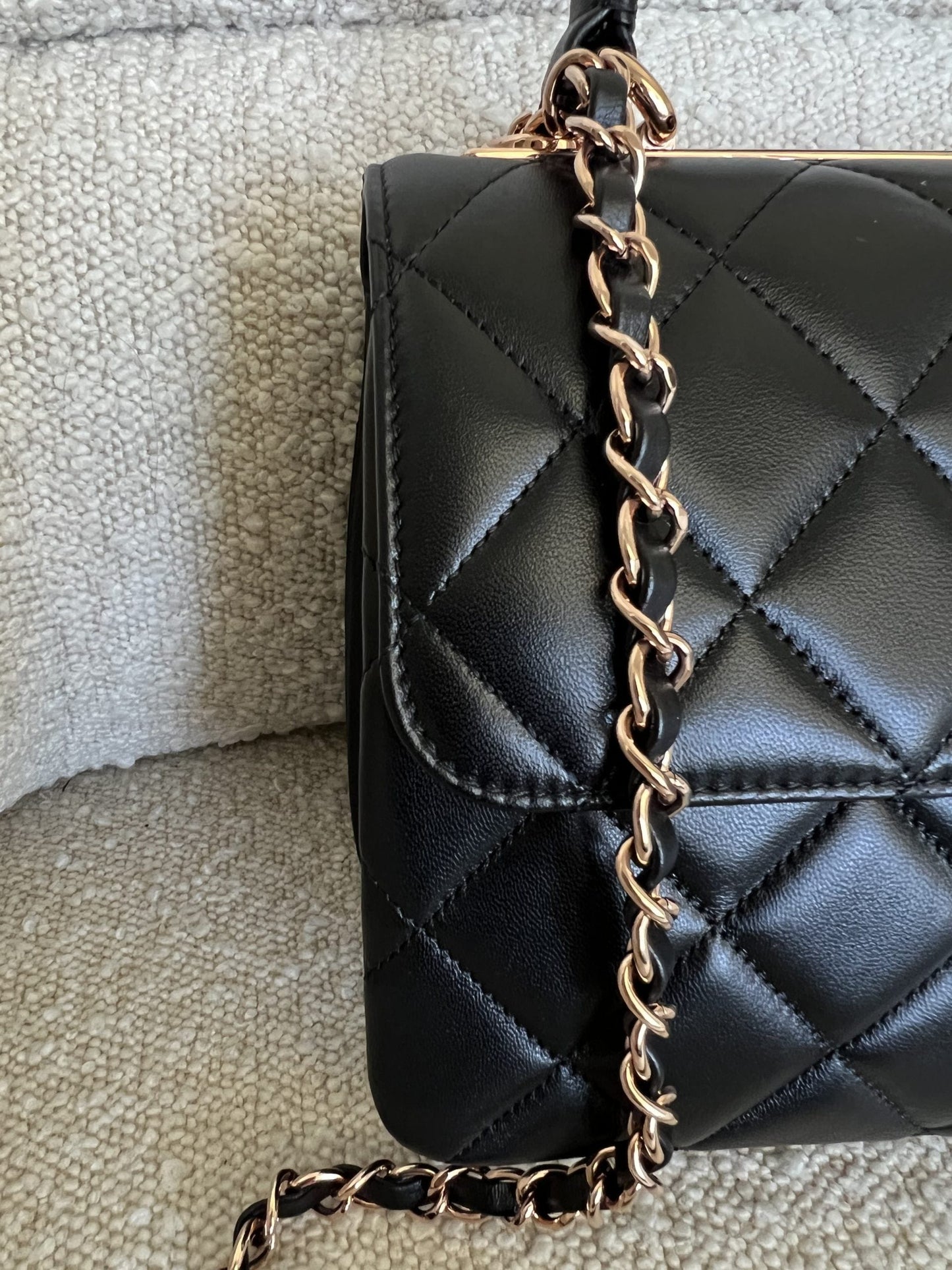 Chanel 21B Black Lambskin Quilted Trendy CC Rose Gold Hardware