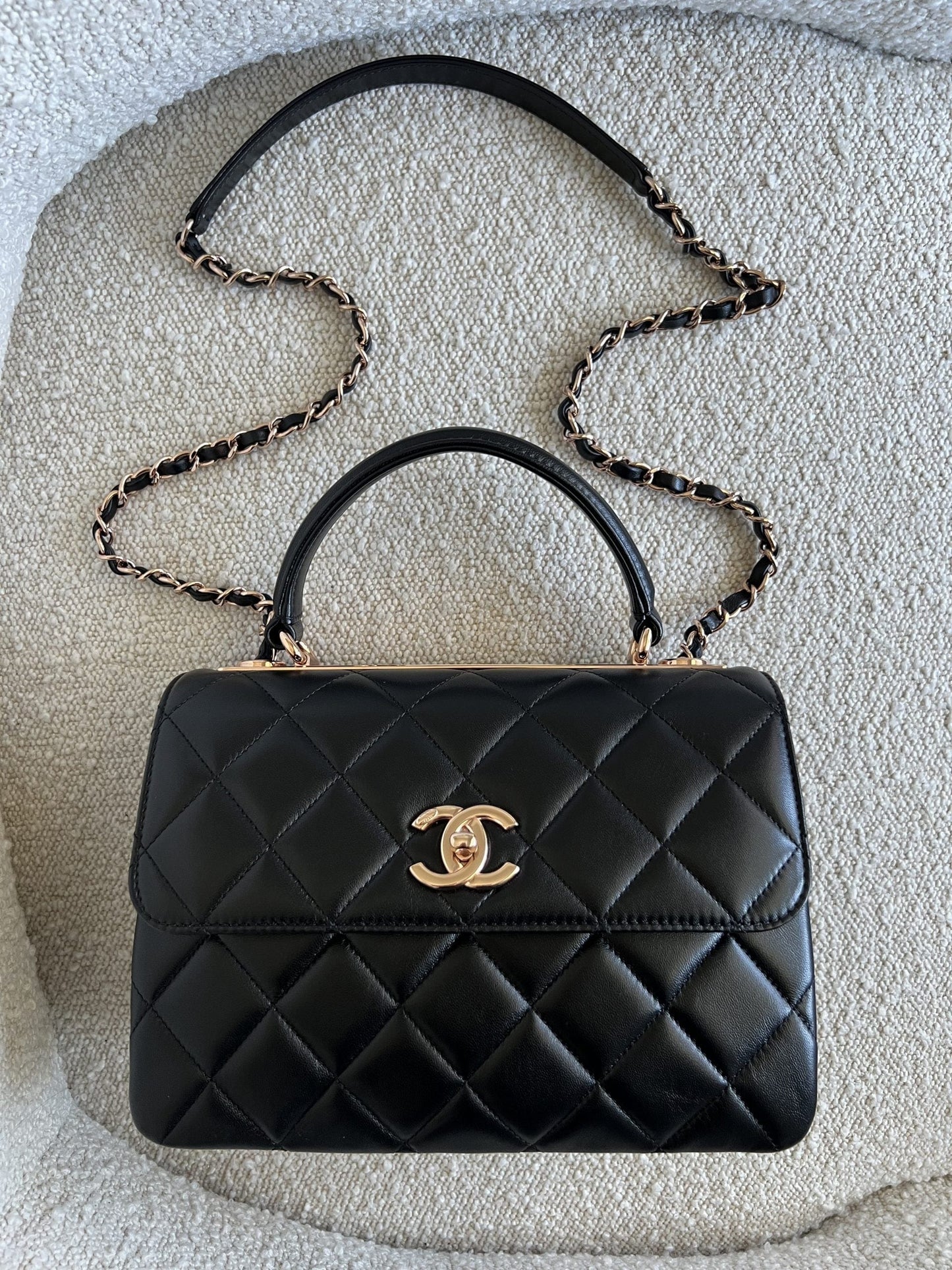 Chanel 21B Black Lambskin Quilted Trendy CC Rose Gold Hardware