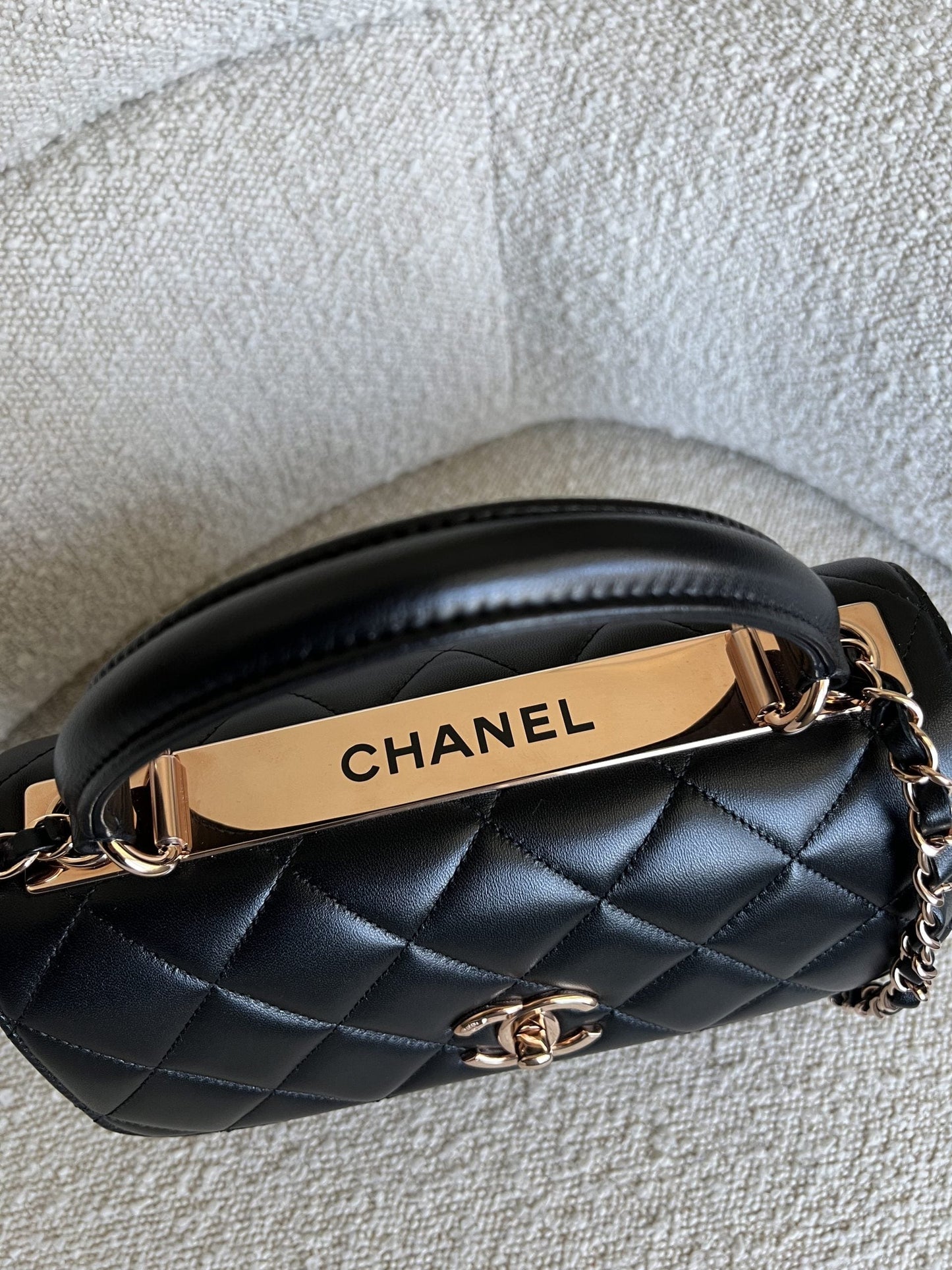 Chanel 21B Black Lambskin Quilted Trendy CC Rose Gold Hardware