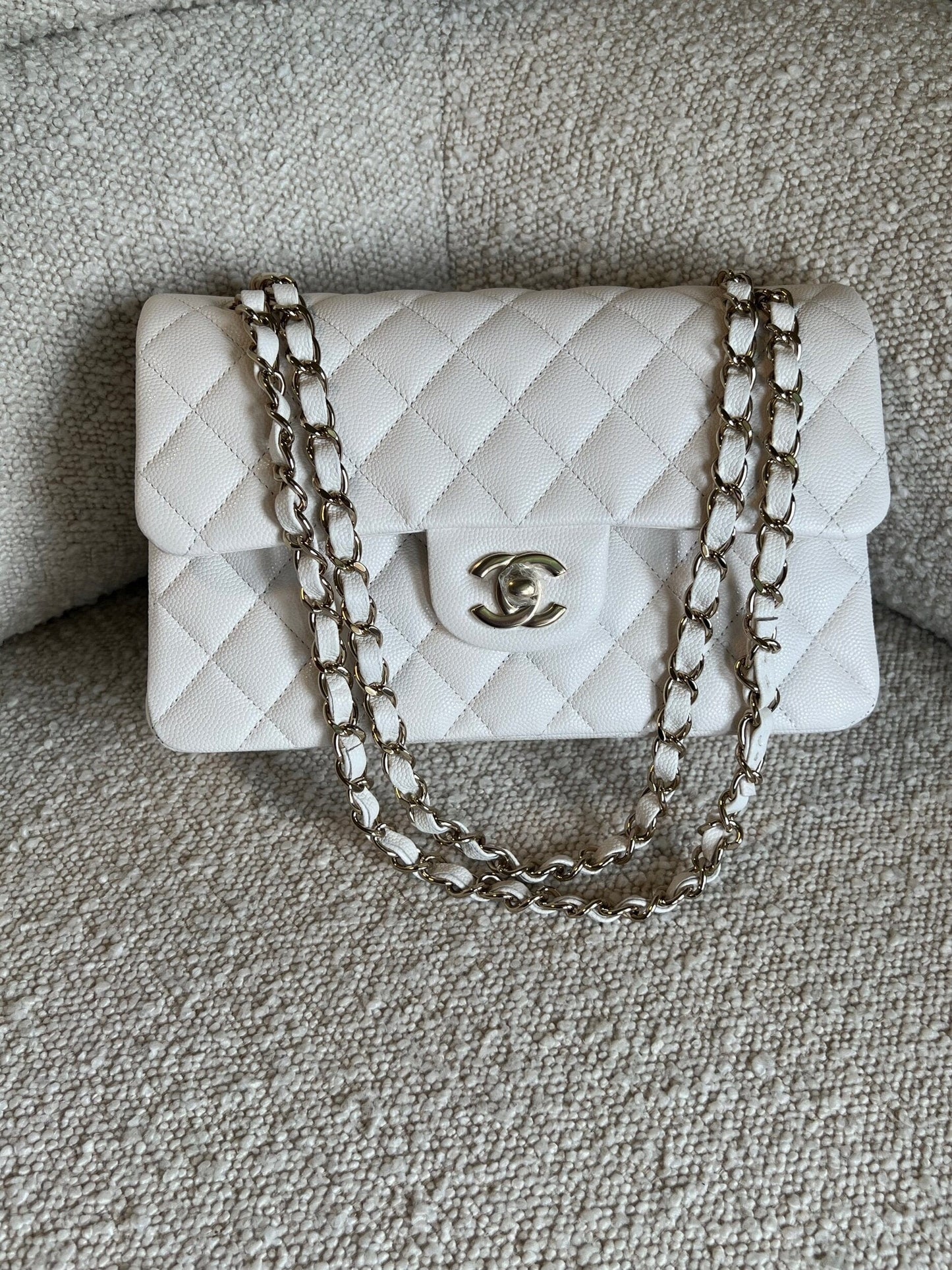 Chanel 21B White Caviar Quilted Classic Flap Small LGHW