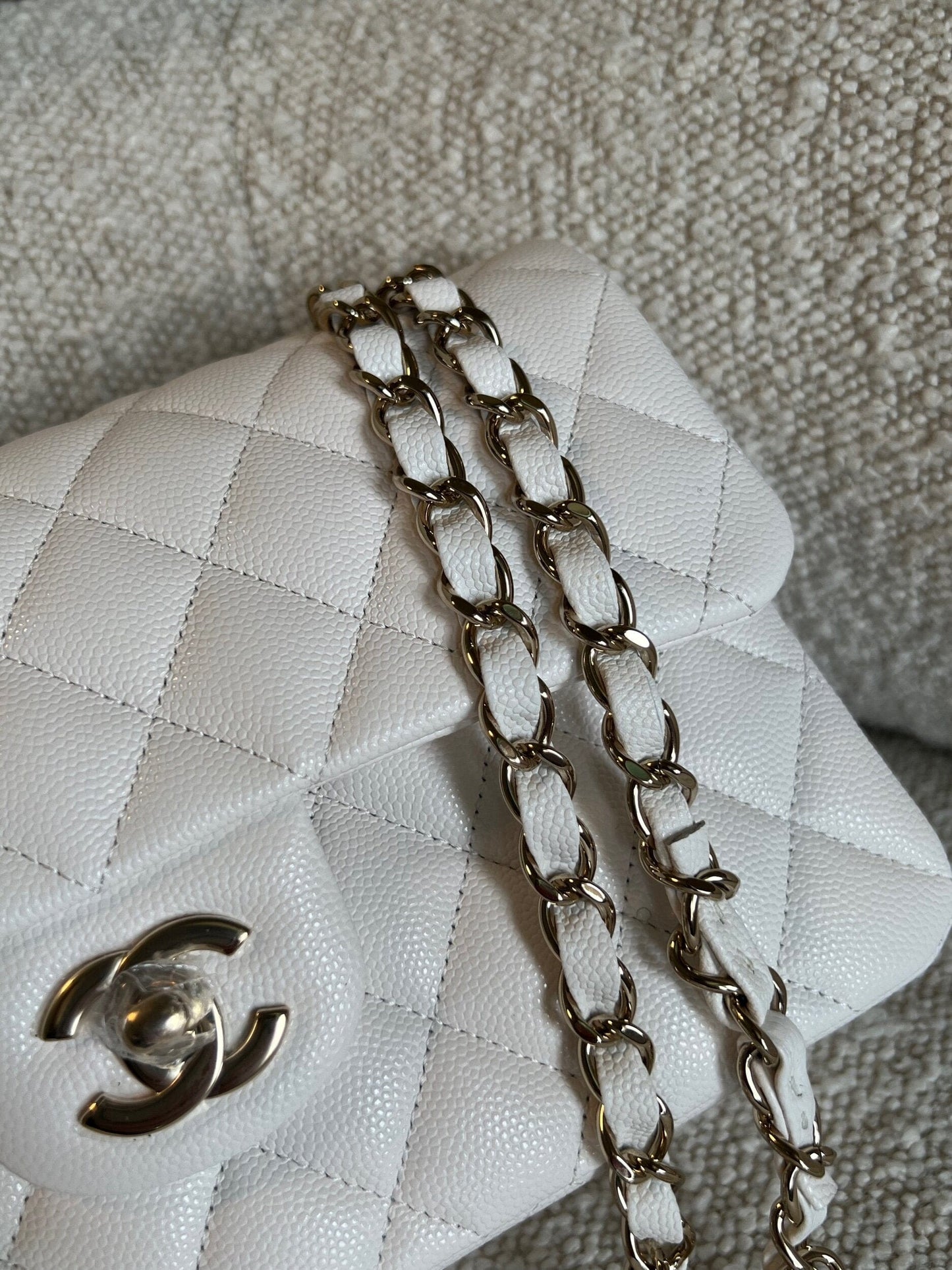Chanel 21B White Caviar Quilted Classic Flap Small LGHW