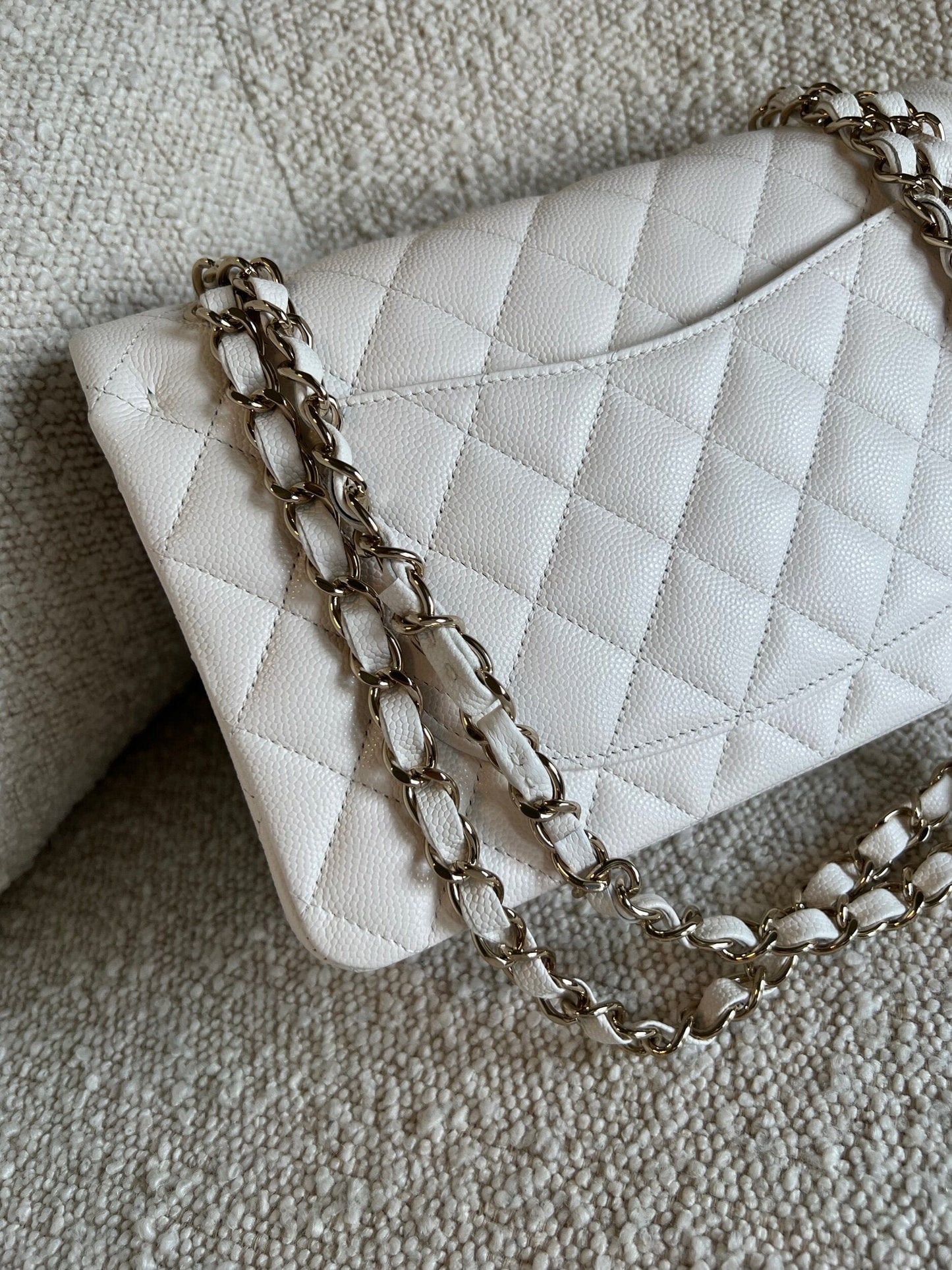 Chanel 21B White Caviar Quilted Classic Flap Small LGHW