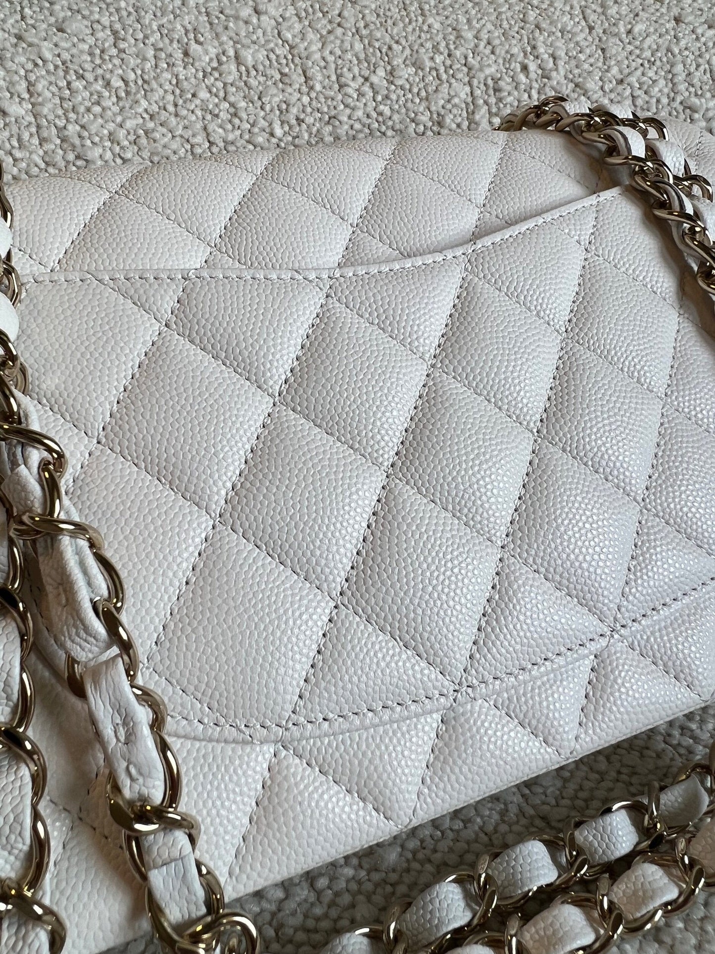 Chanel 21B White Caviar Quilted Classic Flap Small LGHW