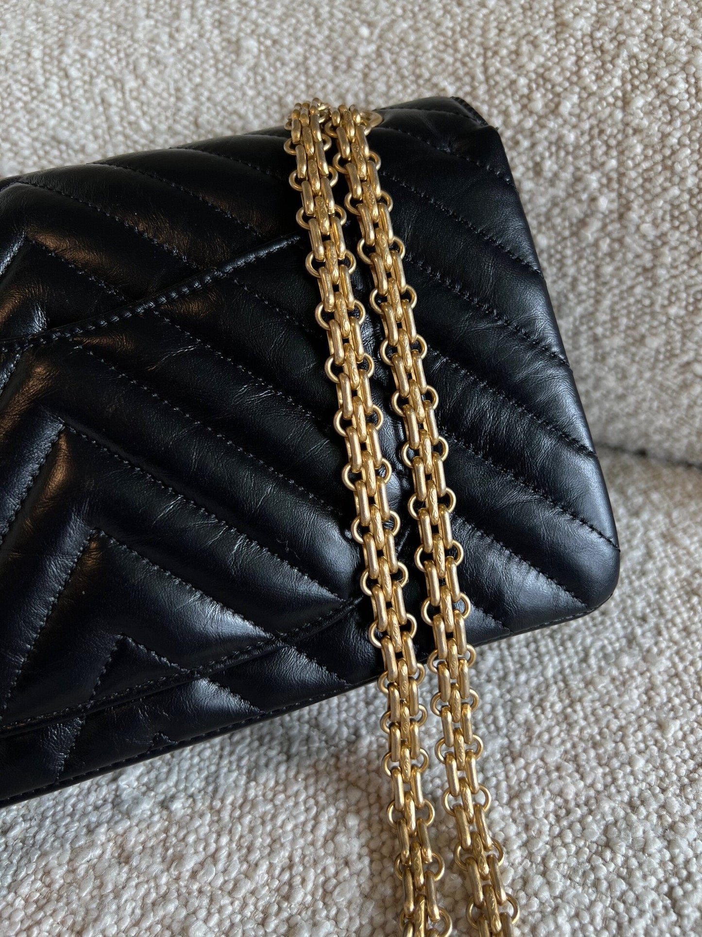 Chanel 21K Reissue 2.55 Black Chevron Aged Calfskin Quilted 225 (Medium) AGHW