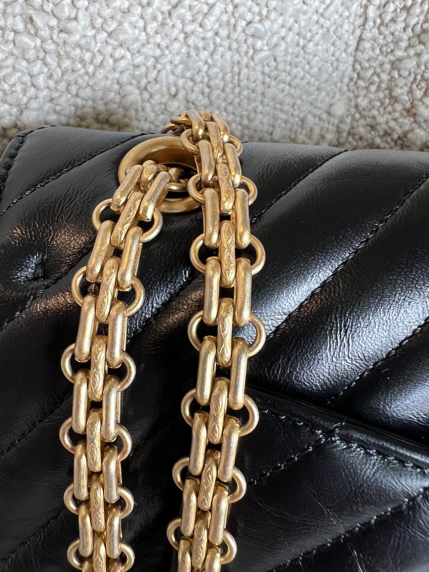 Chanel 21K Reissue 2.55 Black Chevron Aged Calfskin Quilted 225 (Medium) AGHW