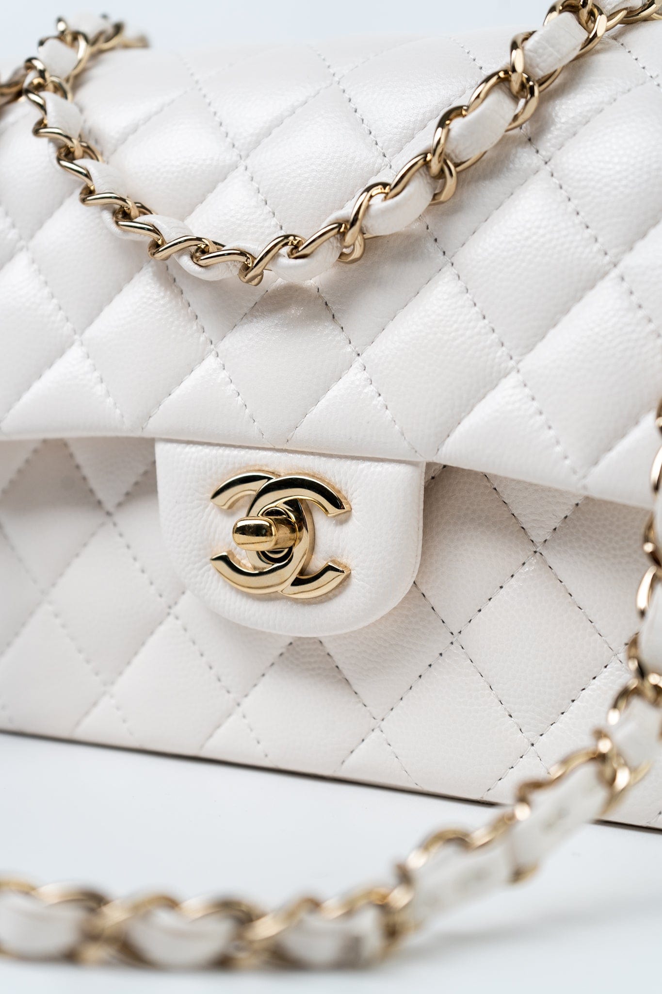 Chanel 21S White Caviar Quilted Classic Flap Small LGHW