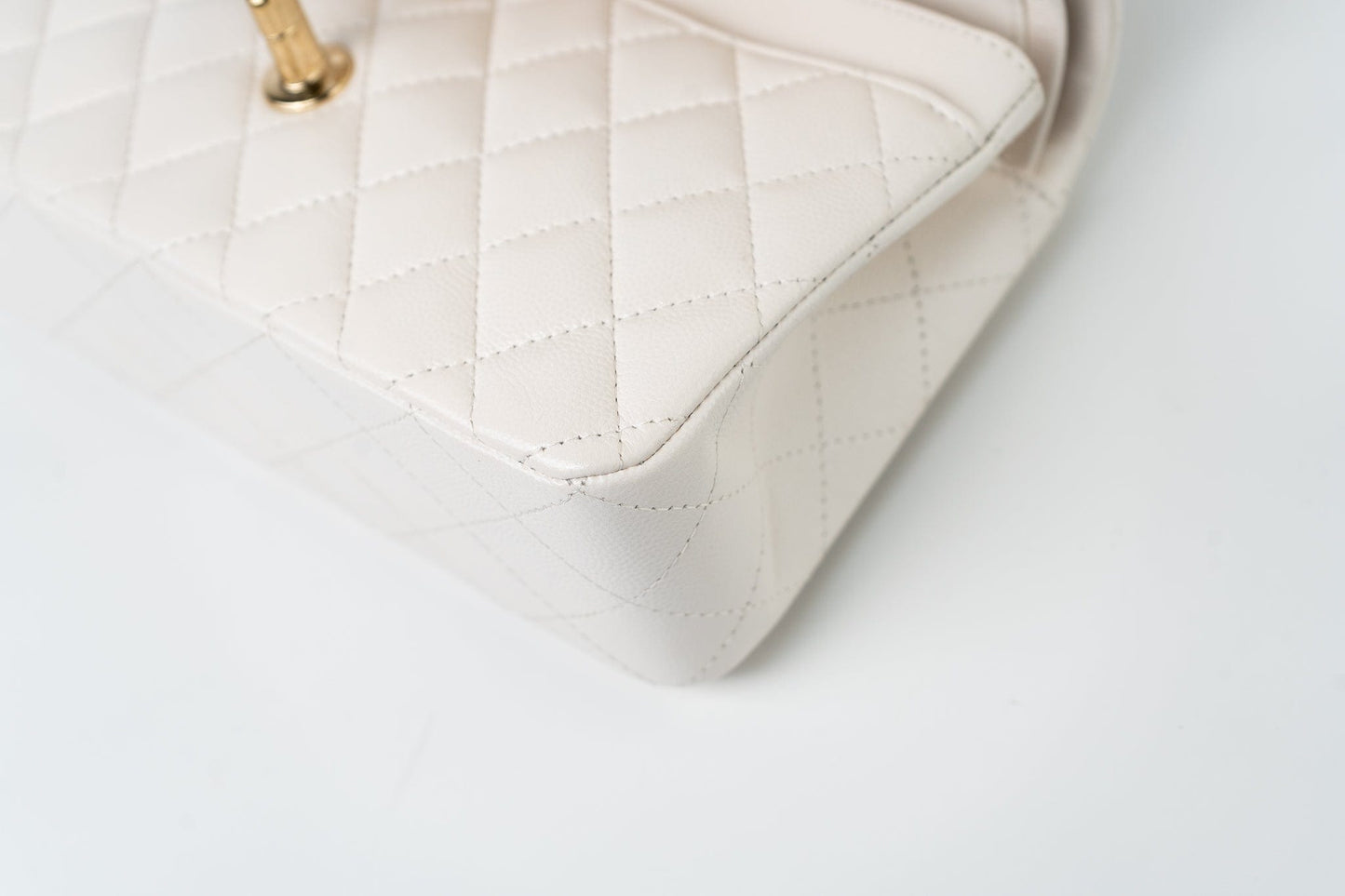 Chanel 21S White Caviar Quilted Classic Flap Small LGHW