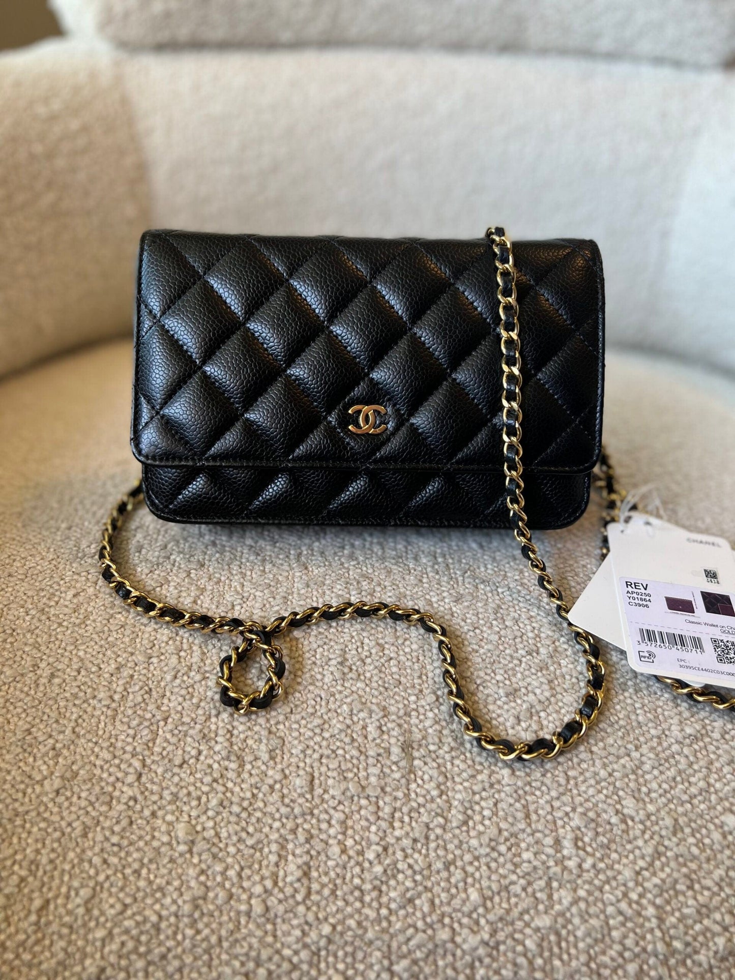 Chanel Black Caviar Quilted Wallet On Chain Gold hardware(WOC)