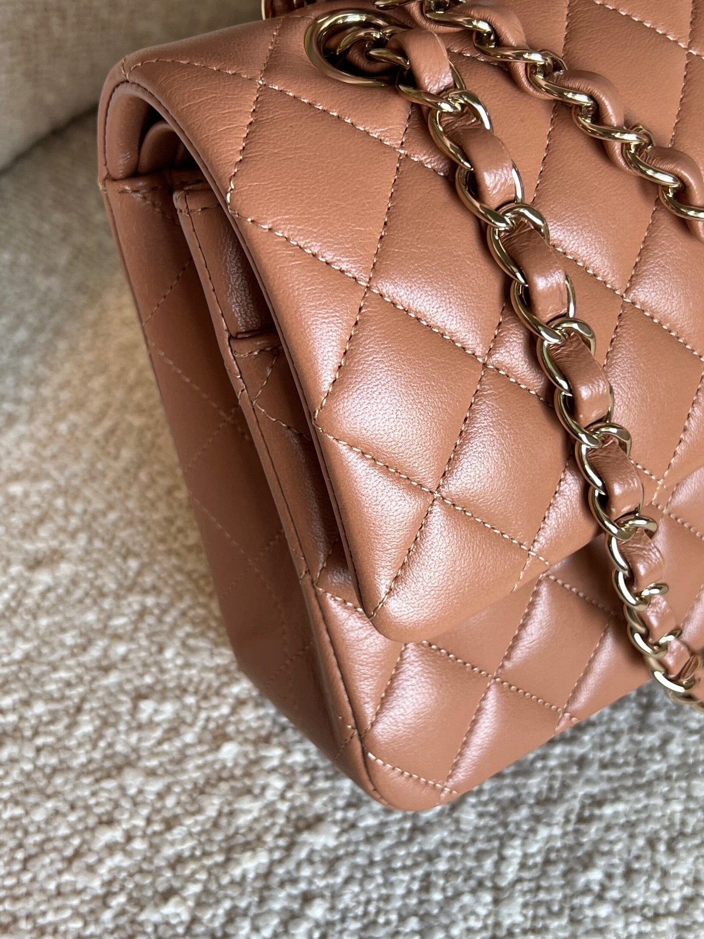 Chanel Caramel Lambskin Quilted Classic Flap Medium LGHW