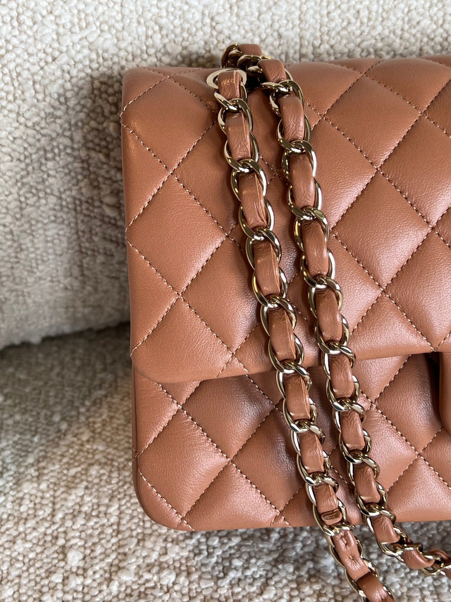 Chanel Caramel Lambskin Quilted Classic Flap Medium LGHW