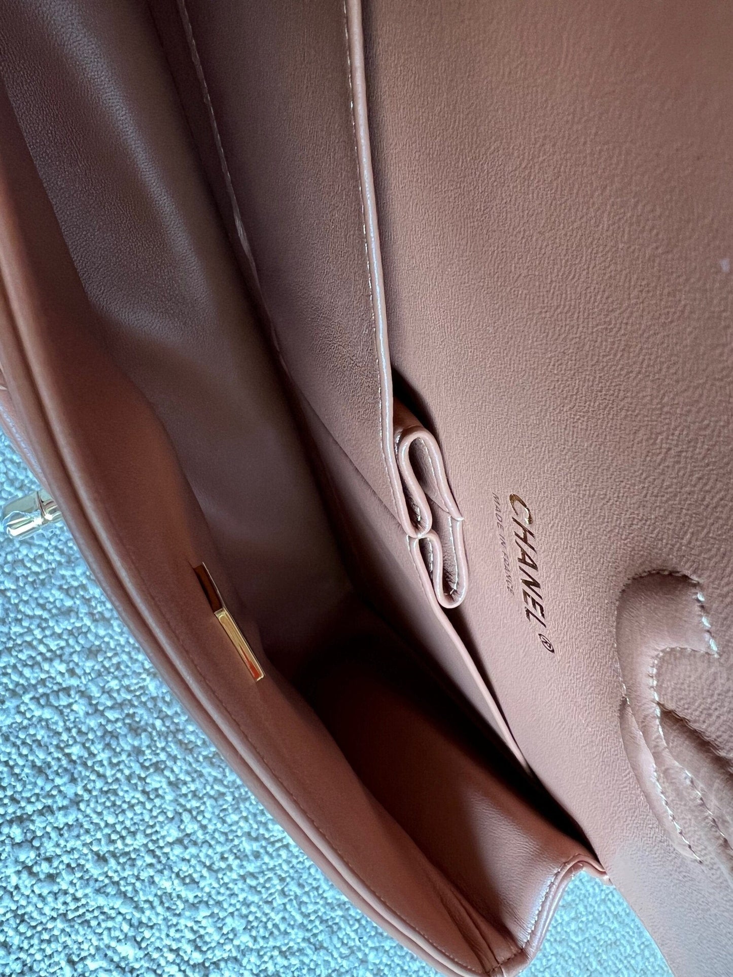 Chanel Caramel Lambskin Quilted Classic Flap Medium LGHW