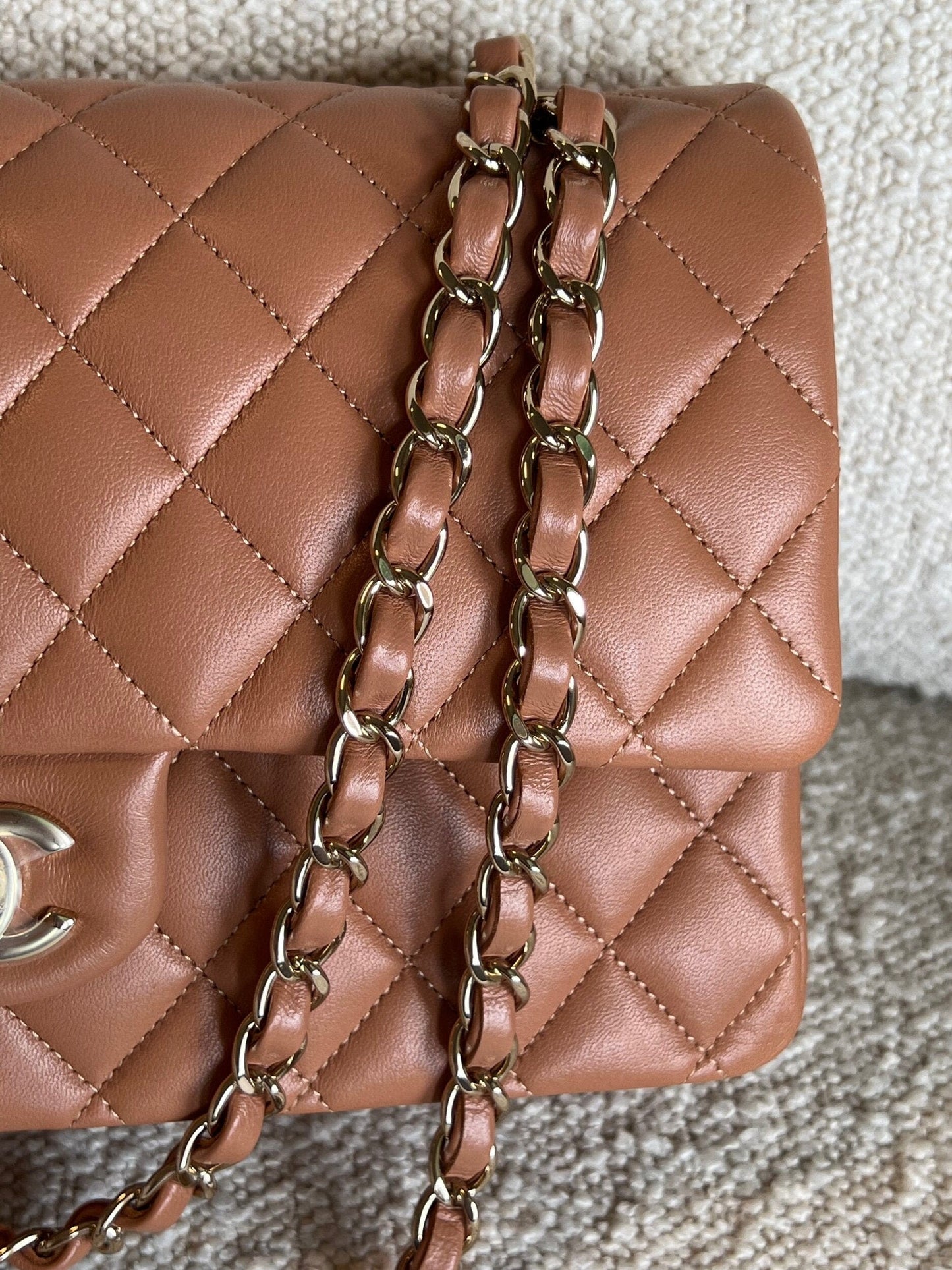 Chanel Caramel Lambskin Quilted Classic Flap Medium LGHW