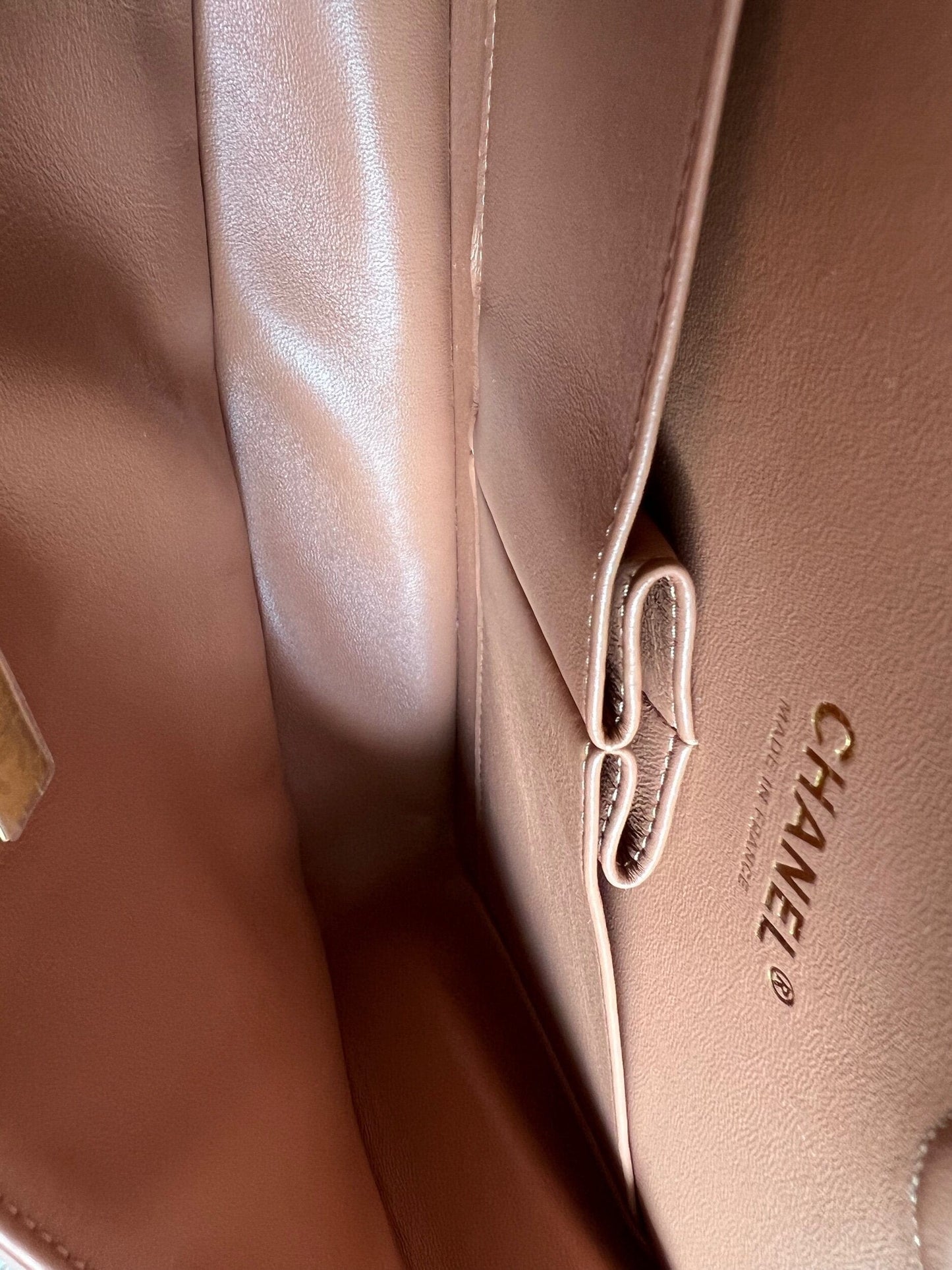 Chanel Caramel Lambskin Quilted Classic Flap Medium LGHW