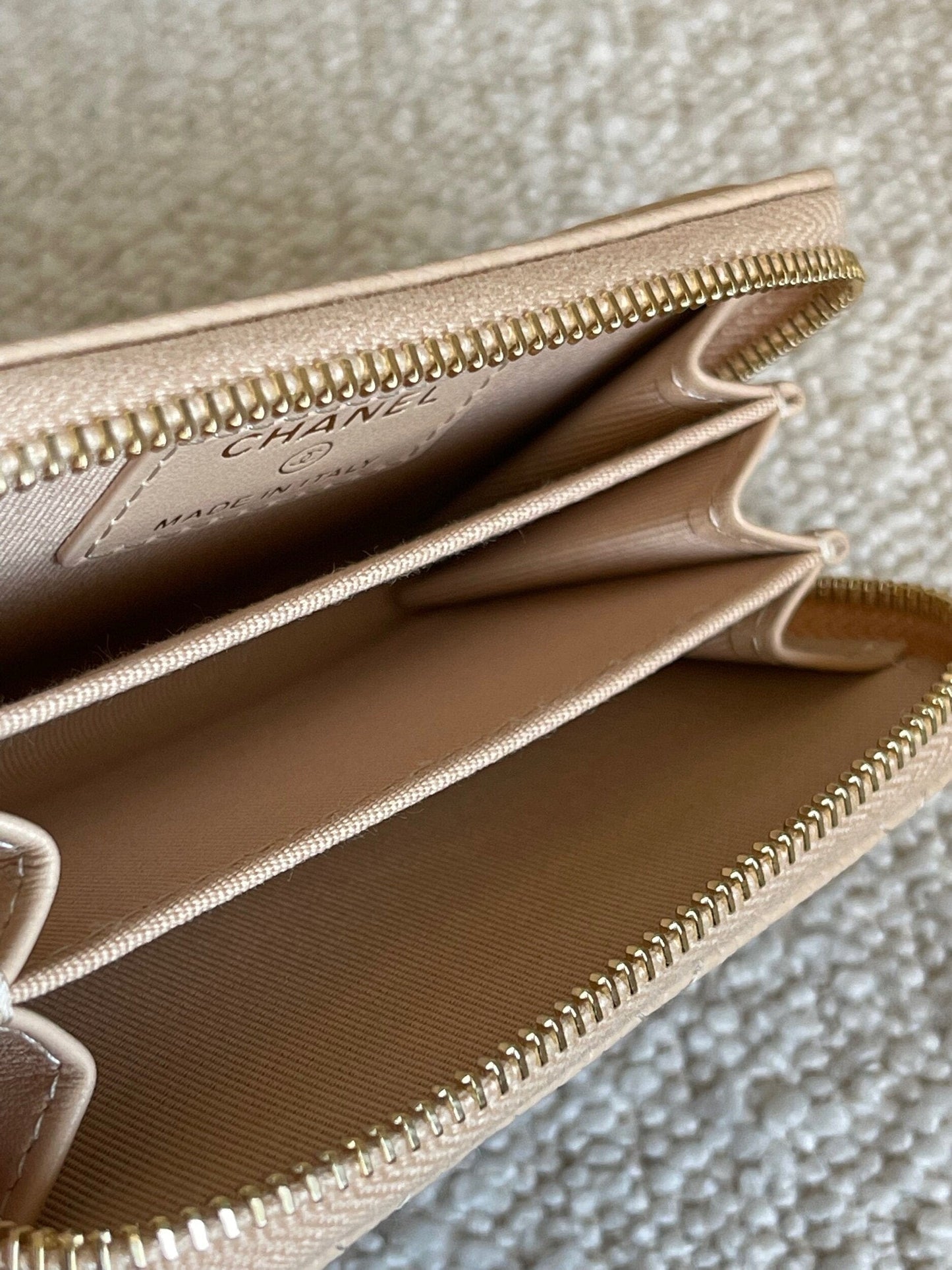 Chanel Classic Zipped Coin Purse Beige