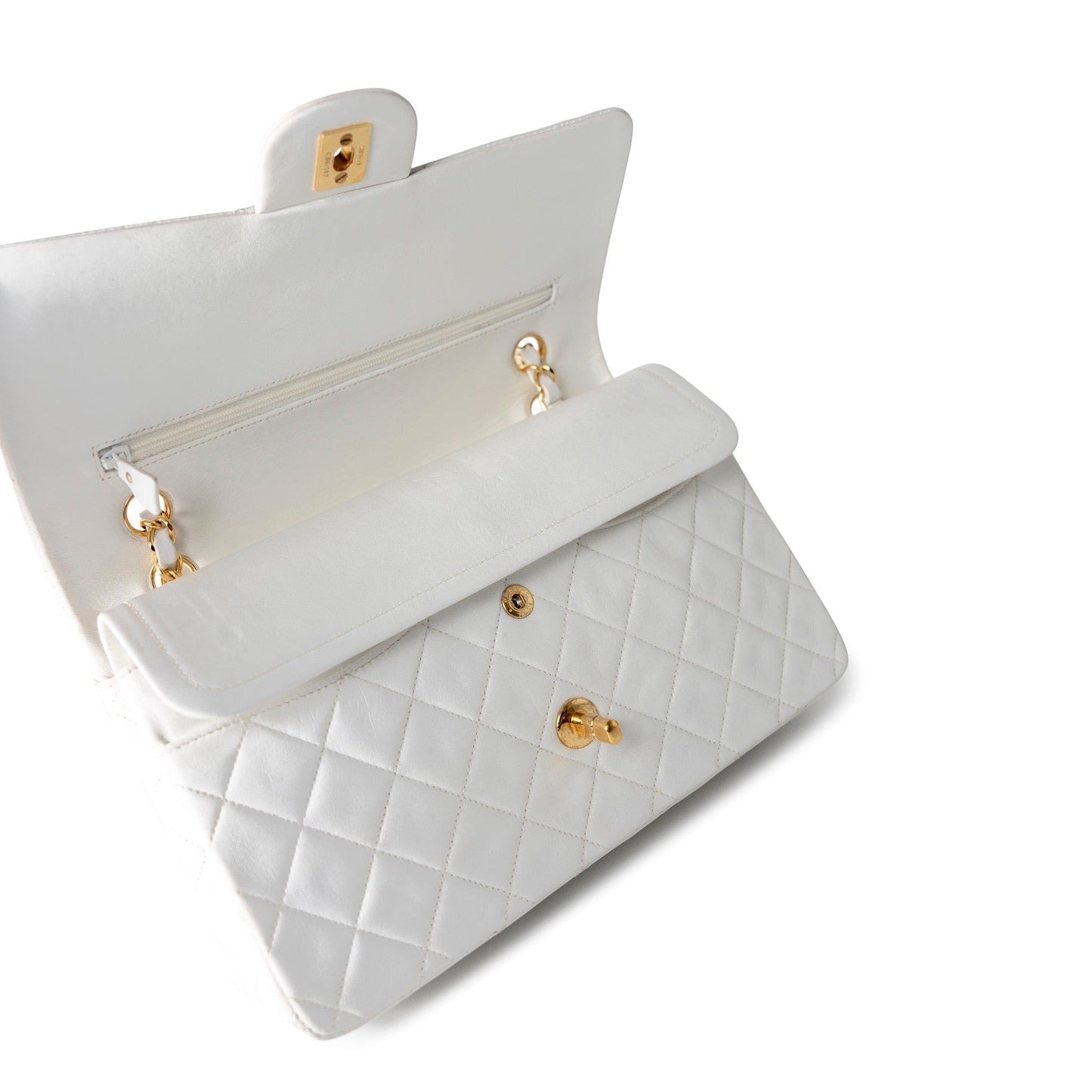 Chanel Vintage White Lambskin Quilted Classic Flap Medium GHW