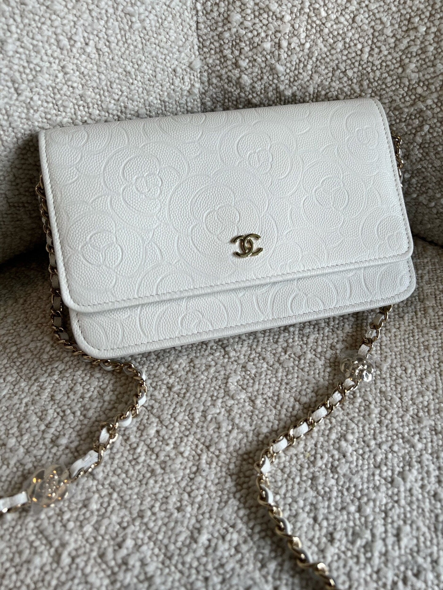 Chanel White Caviar Quilted Camellia Wallet on Chain LGHW (WOC)