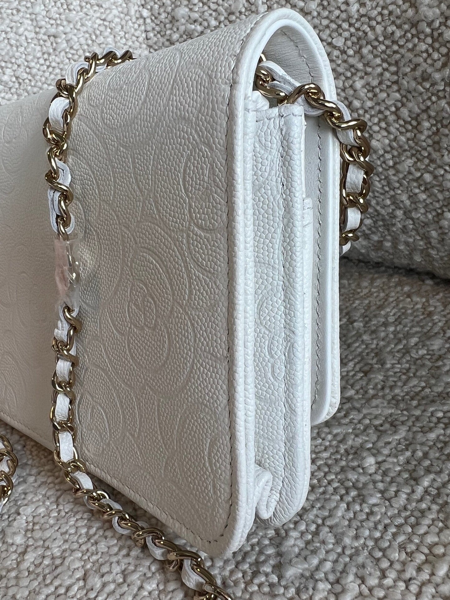 Chanel White Caviar Quilted Camellia Wallet on Chain LGHW (WOC)