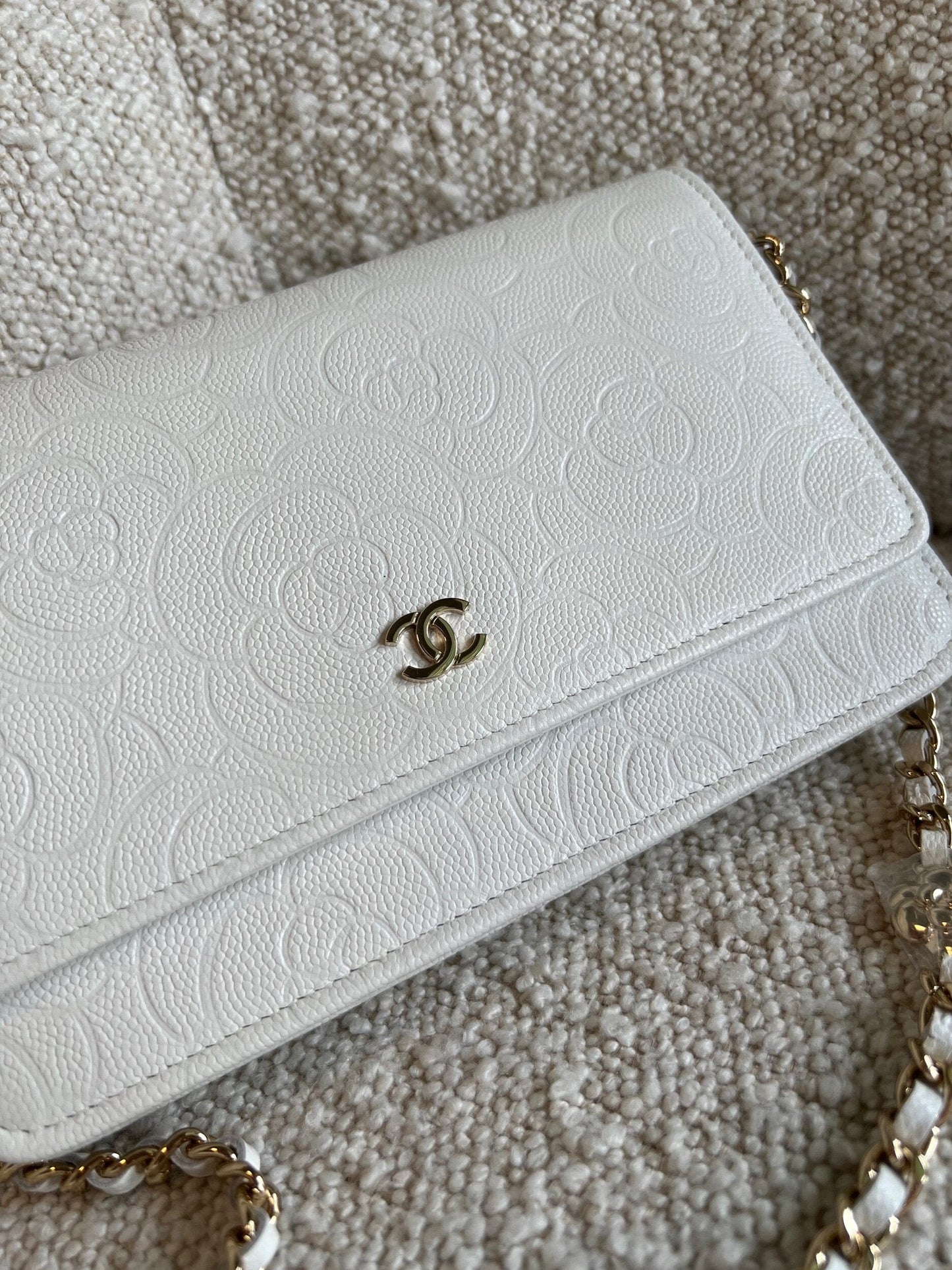 Chanel White Caviar Quilted Camellia Wallet on Chain LGHW (WOC)