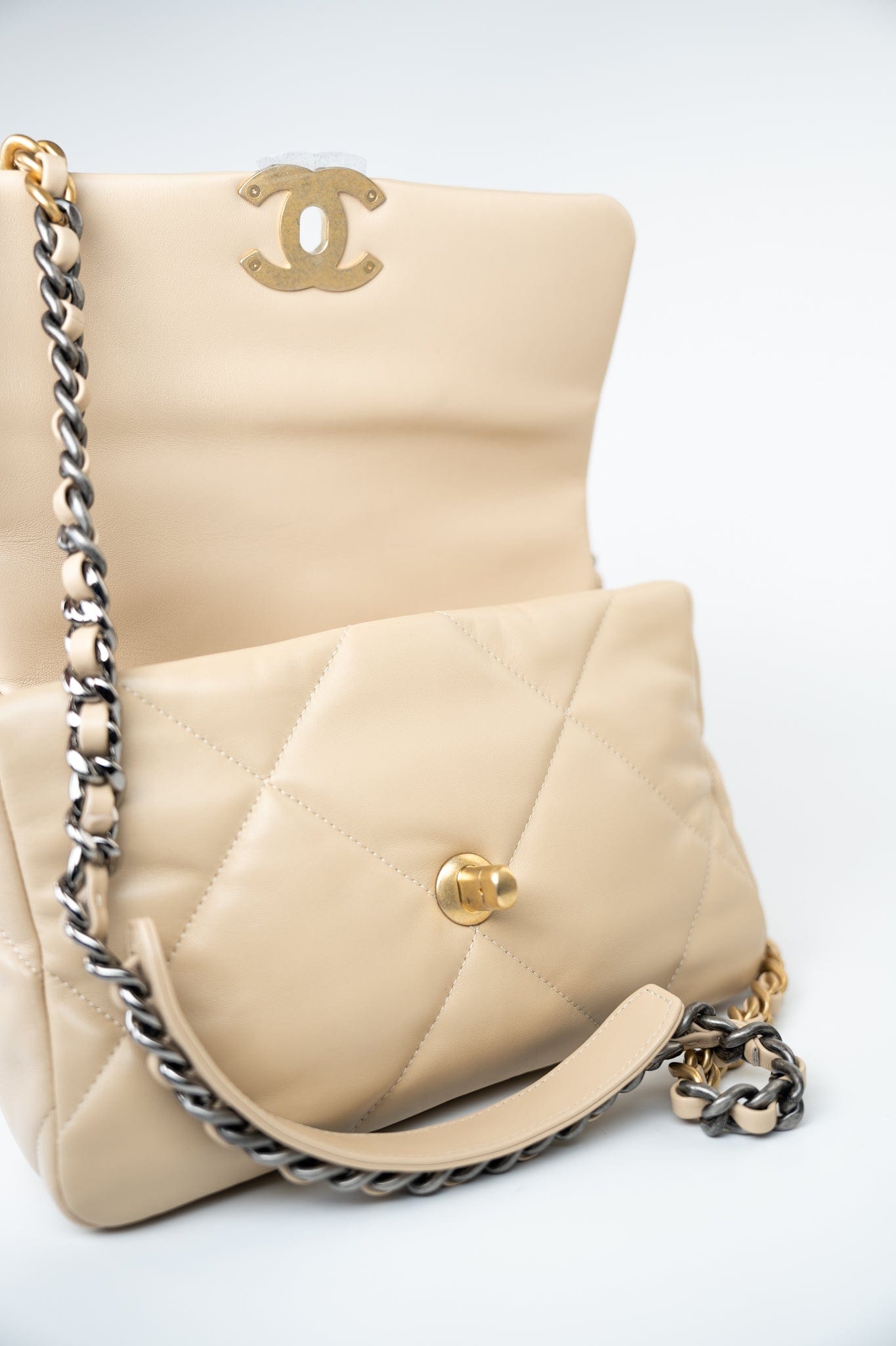 22S Beige Lambskin Quilted Small 19 Flap Mixed Hardware