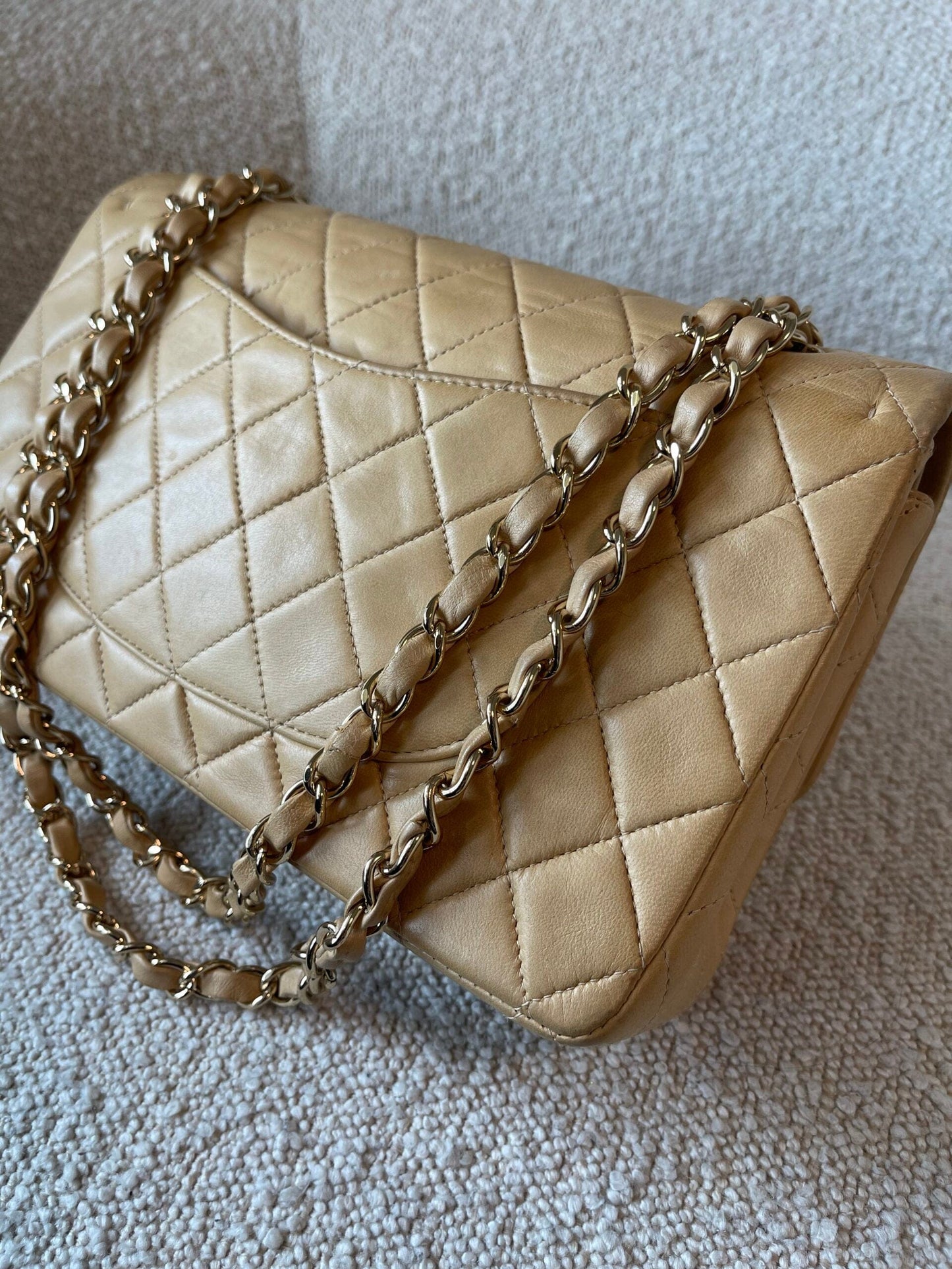 Vintage Beige Lambskin Quilted Classic Flap Medium GHW