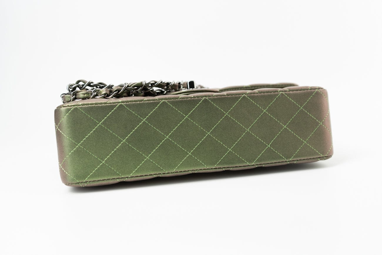 17S Green Iridescent Lambskin Quilted Classic Flap Medium RHW