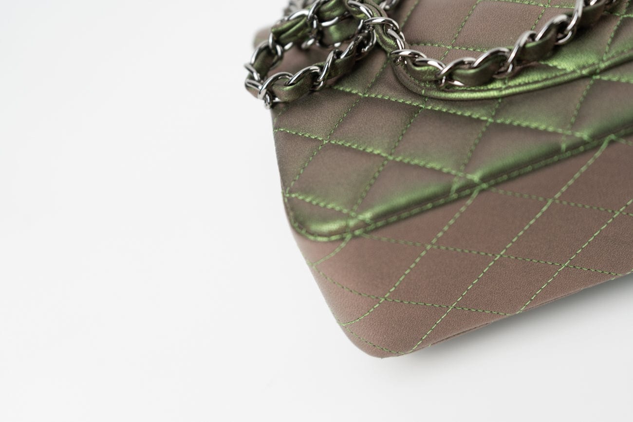 17S Green Iridescent Lambskin Quilted Classic Flap Medium RHW