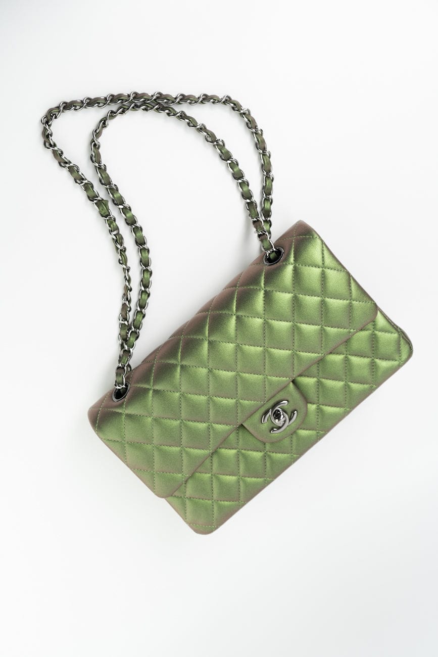 17S Green Iridescent Lambskin Quilted Classic Flap Medium RHW