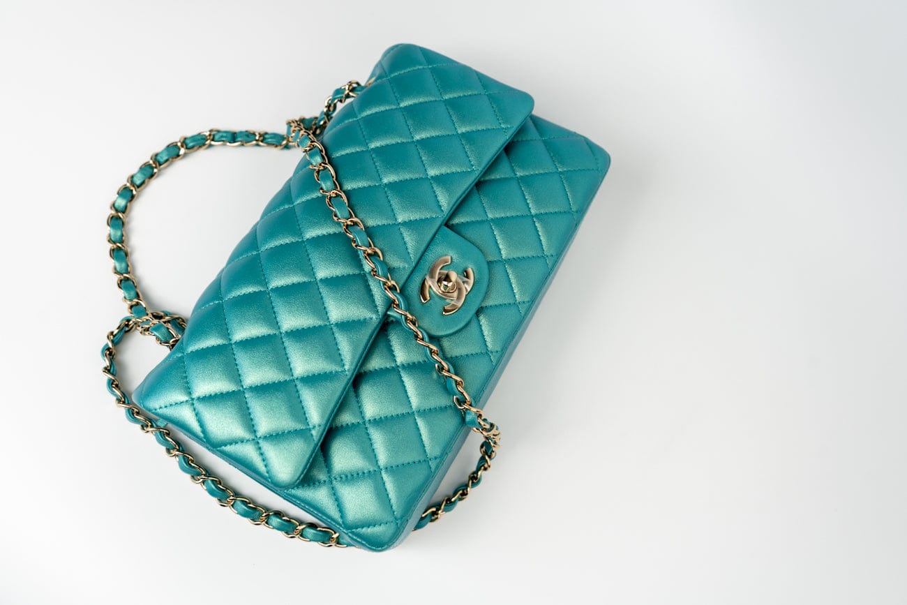 21S Iridescent Green Lambskin Quilted Classic Flap Medium LGHW