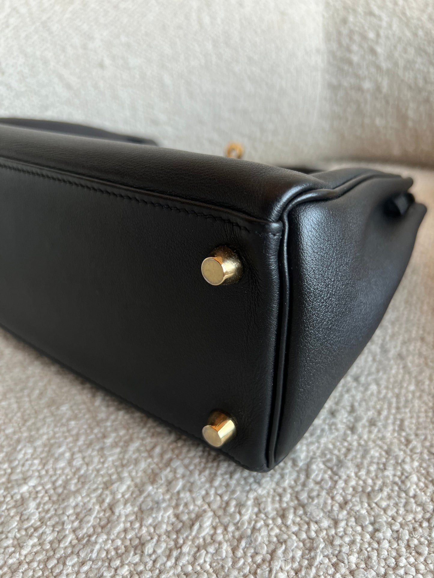 Hermes Kelly 25 Black GHW