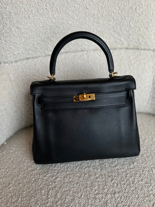 Hermes Kelly 25 Black GHW