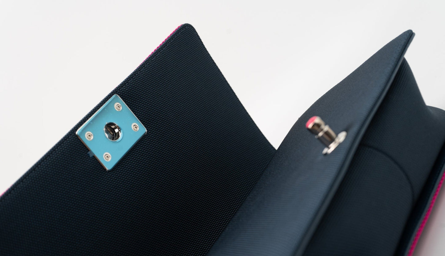 Nylon Quilted Medium Fluo Boy Flap Dark Navy Fuchsia Grey