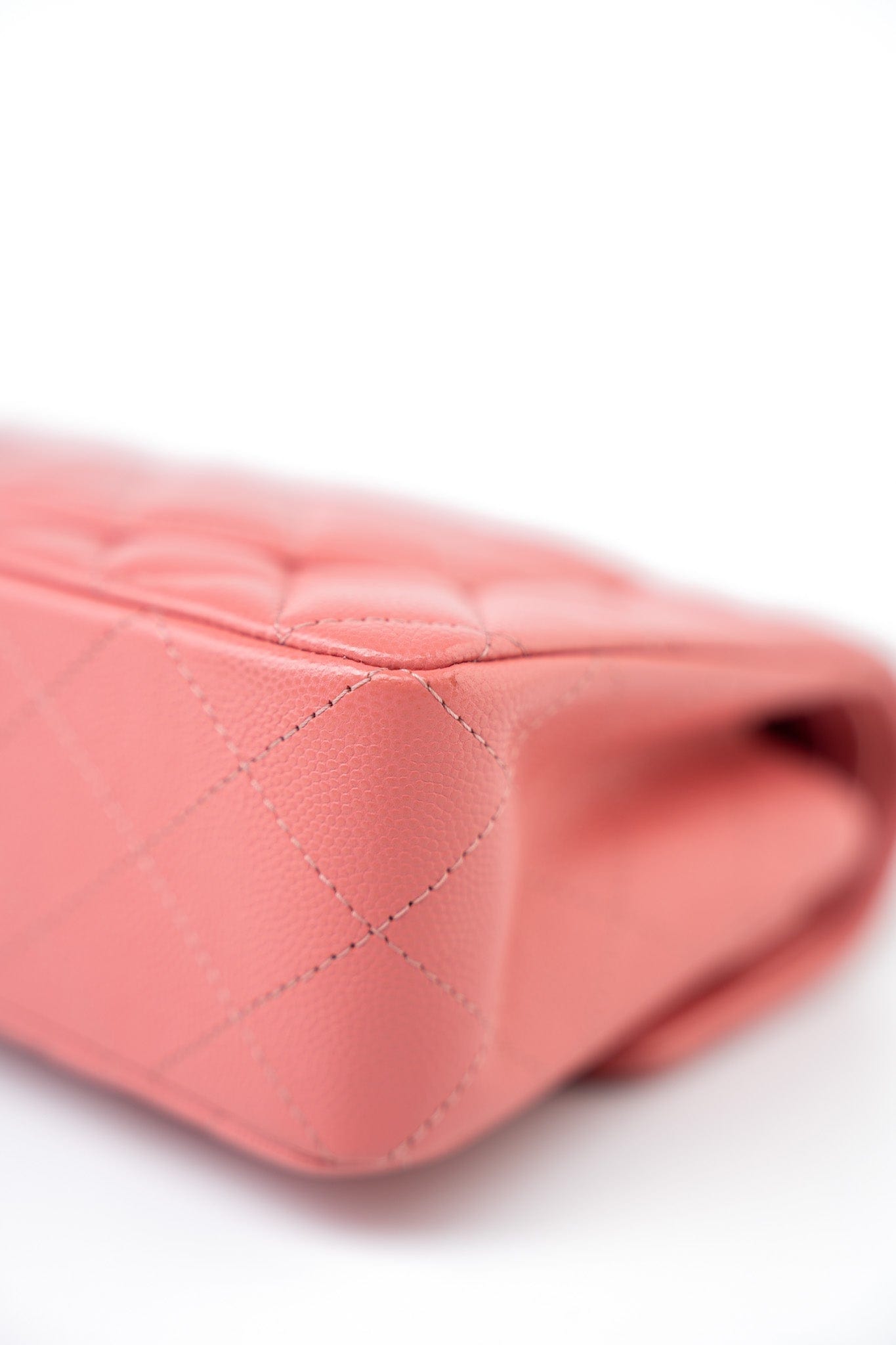 18S Pink Caviar Quilted Classic Flap Small Light Gold Hardware