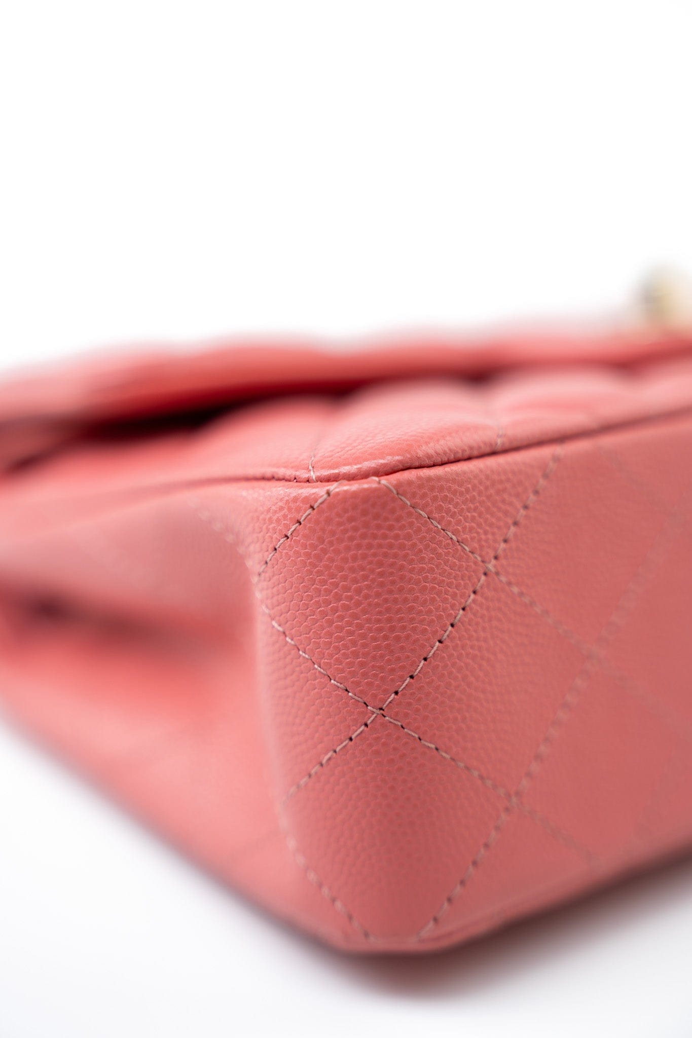 18S Pink Caviar Quilted Classic Flap Small Light Gold Hardware