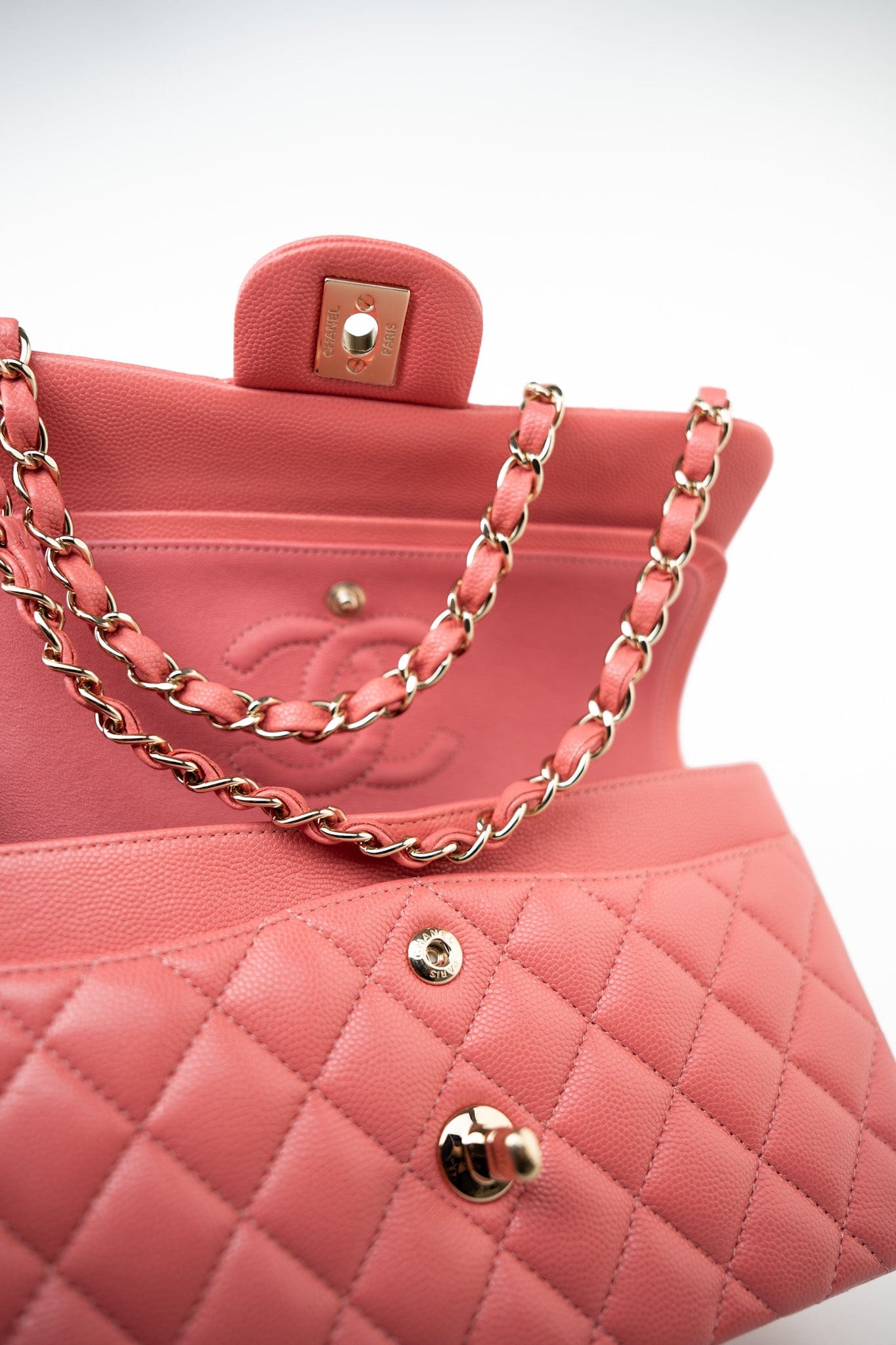 18S Pink Caviar Quilted Classic Flap Small Light Gold Hardware