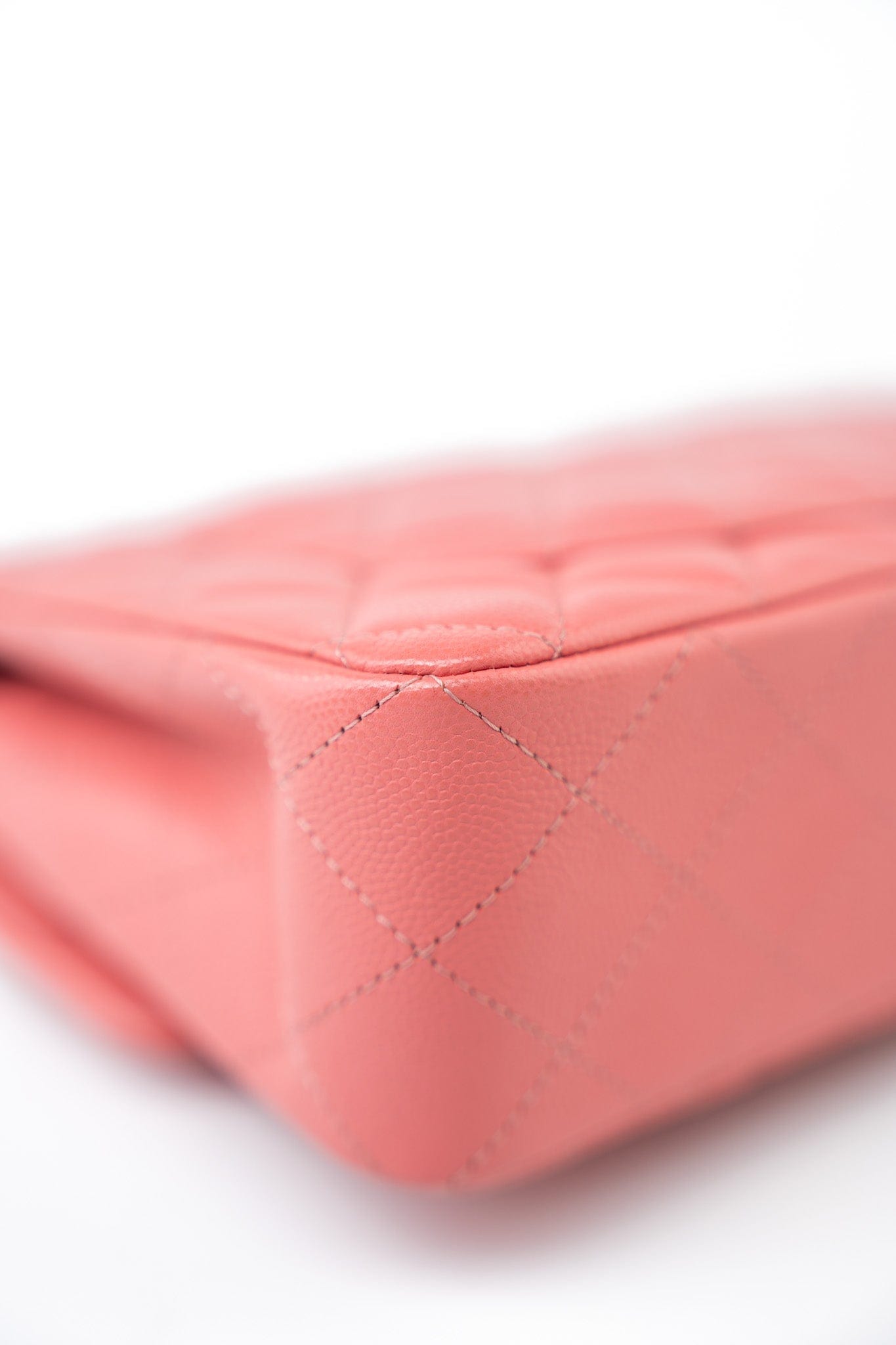 18S Pink Caviar Quilted Classic Flap Small Light Gold Hardware