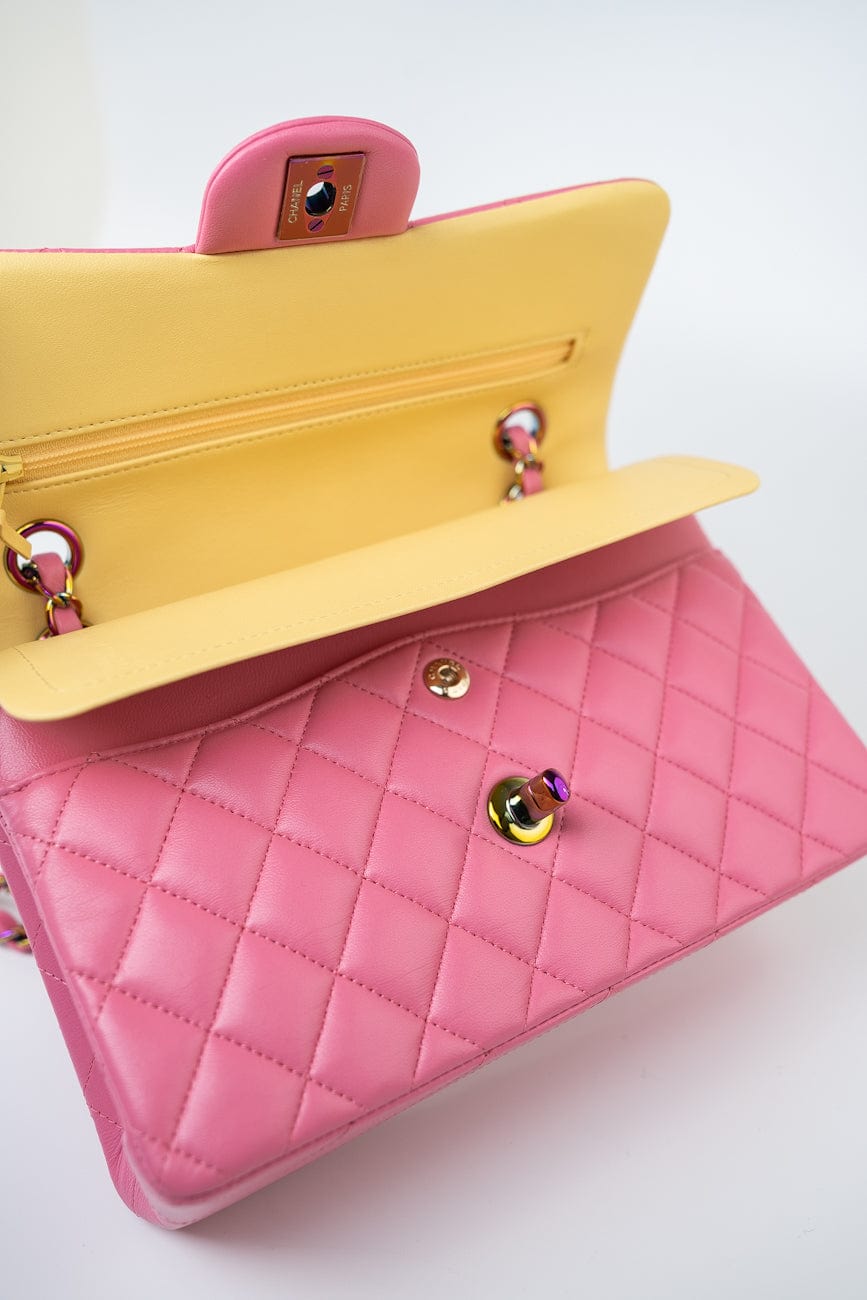 21P Pink Lambskin Quilted Classic Flap Small Yellow Interior / Rainbow Hardware