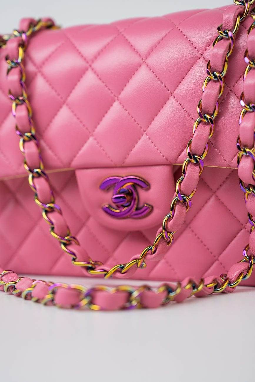 21P Pink Lambskin Quilted Classic Flap Small Yellow Interior / Rainbow Hardware