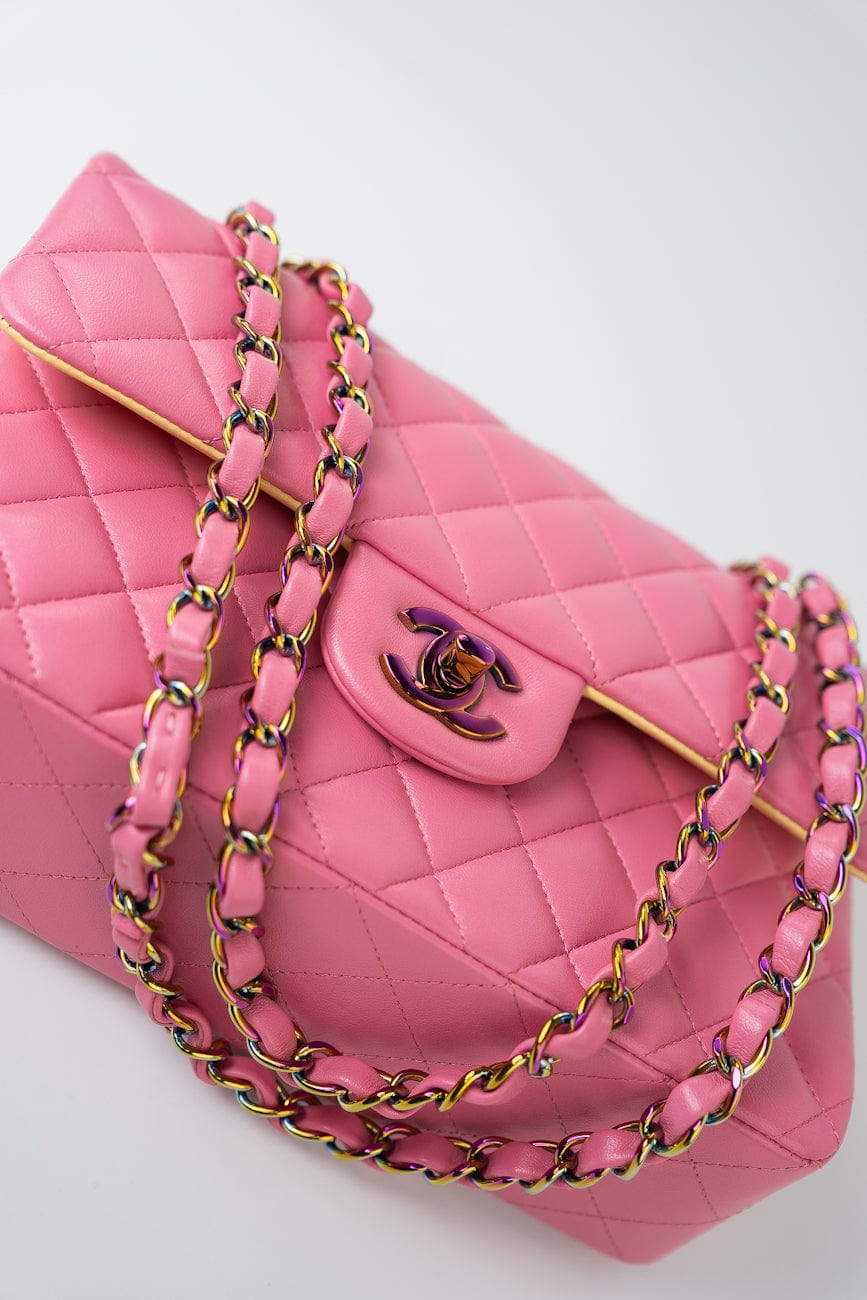 21P Pink Lambskin Quilted Classic Flap Small Yellow Interior / Rainbow Hardware