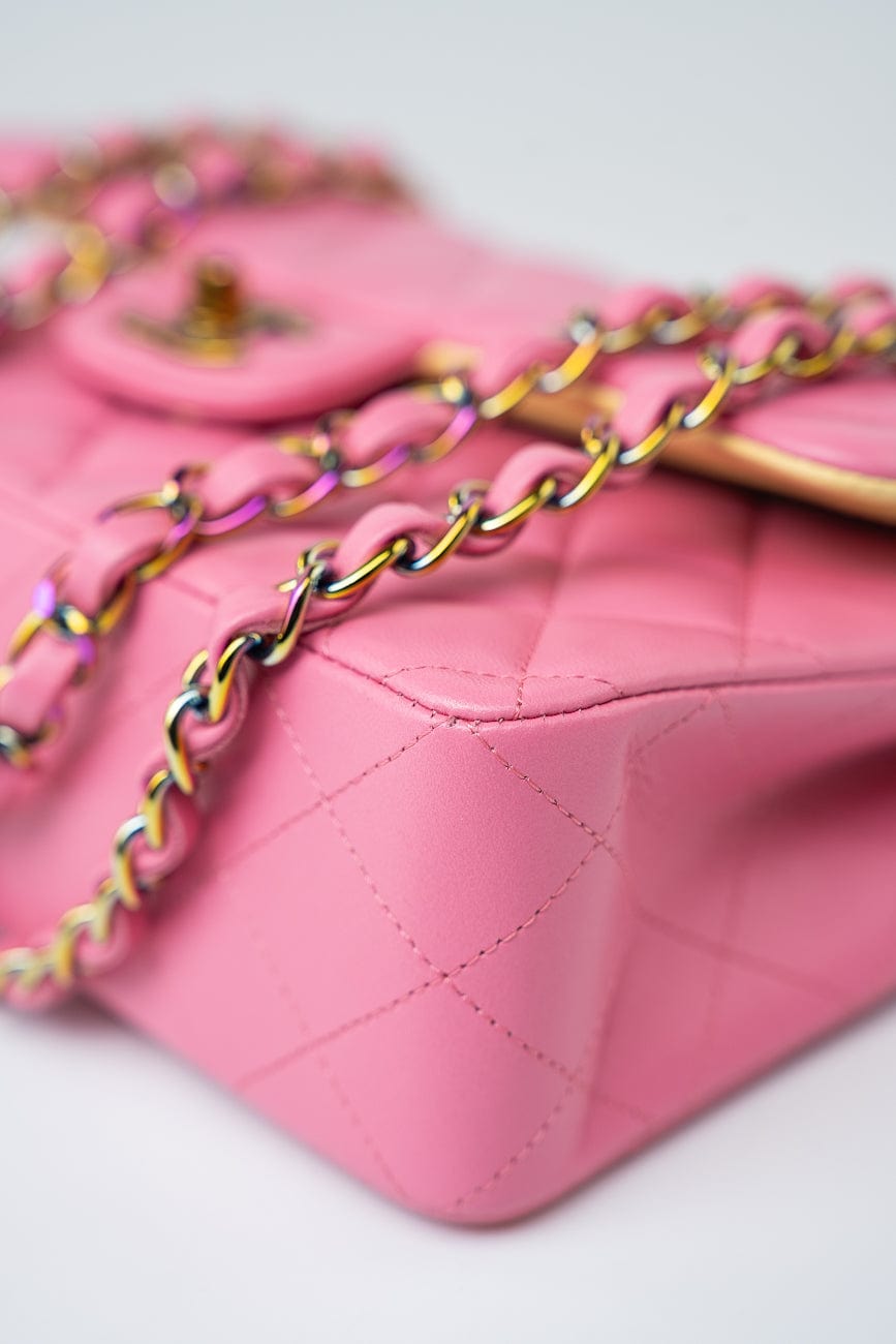 21P Pink Lambskin Quilted Classic Flap Small Yellow Interior / Rainbow Hardware