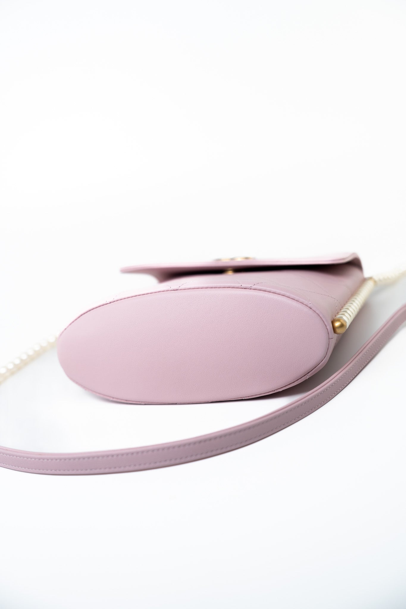 21S Light Pink / Rose Clair Calfskin Quilted All About Pearls Small Hobo Bag