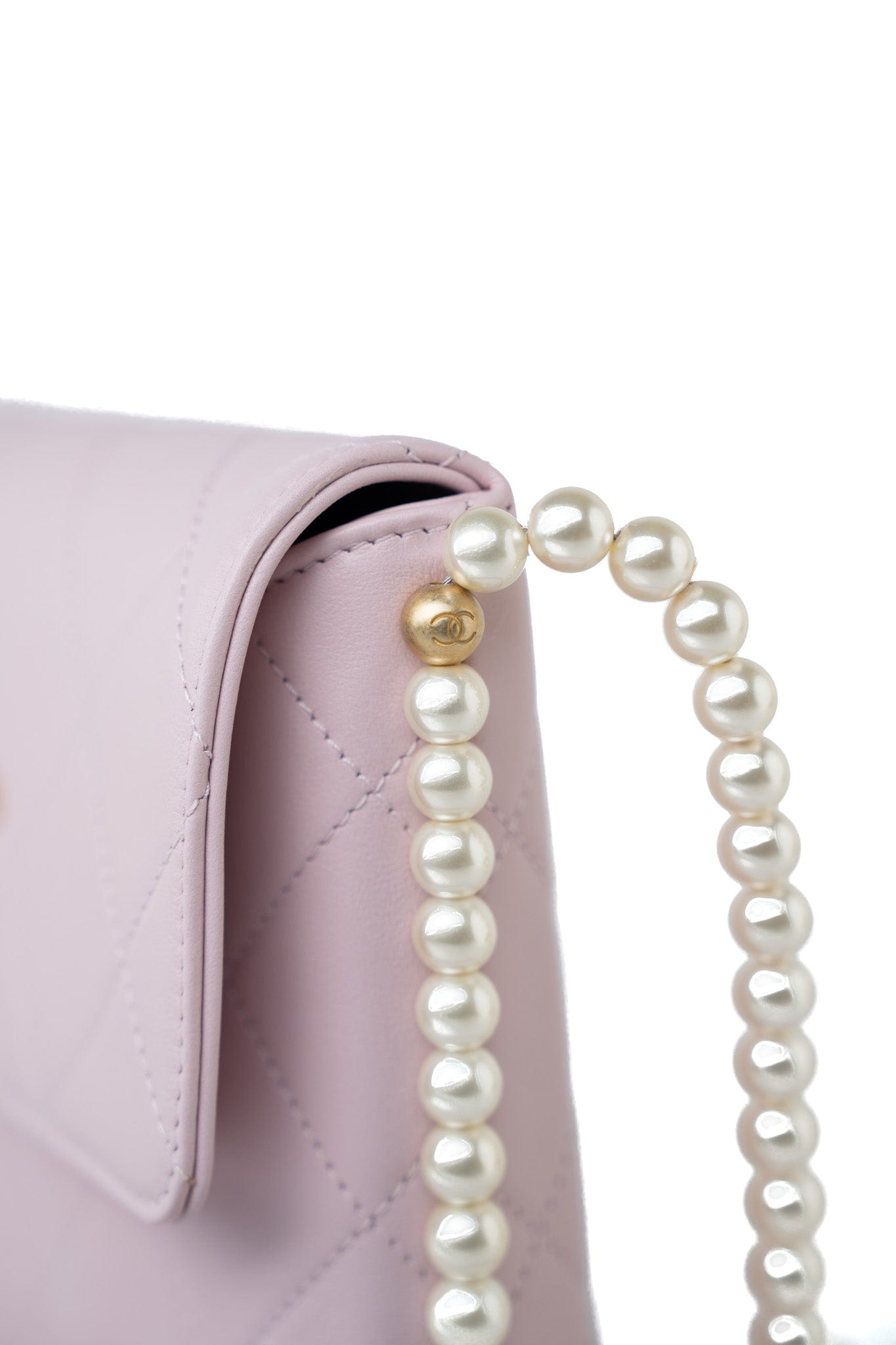 21S Light Pink / Rose Clair Calfskin Quilted All About Pearls Small Hobo Bag