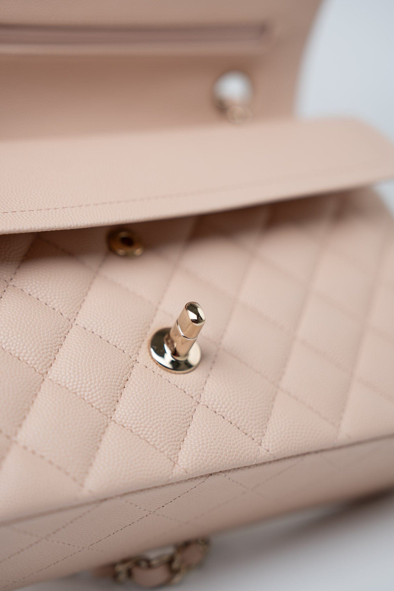 22c Beige Caviar Quilted Classic Flap Light Gold Hardware