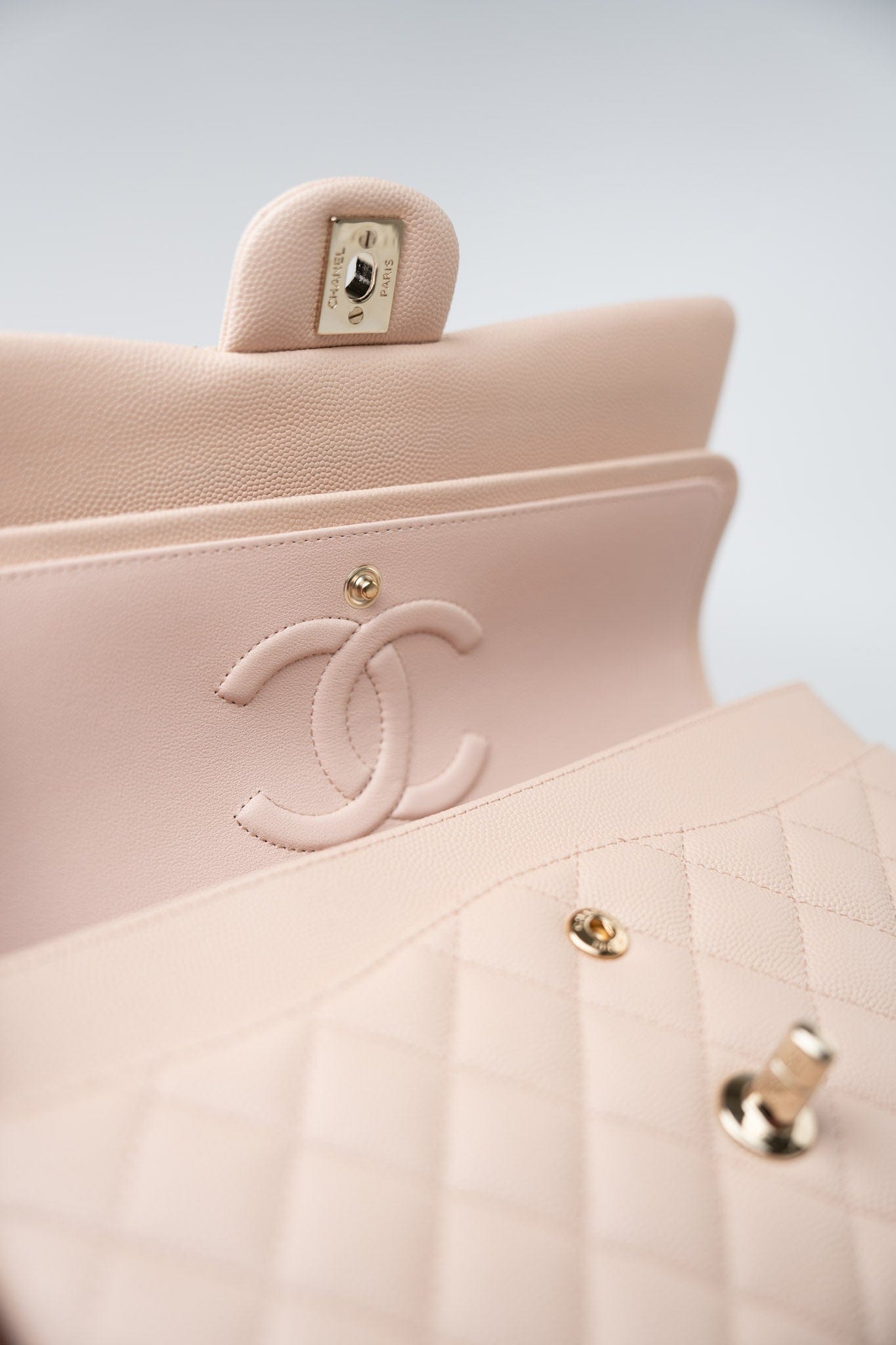 22c Beige Caviar Quilted Classic Flap Light Gold Hardware