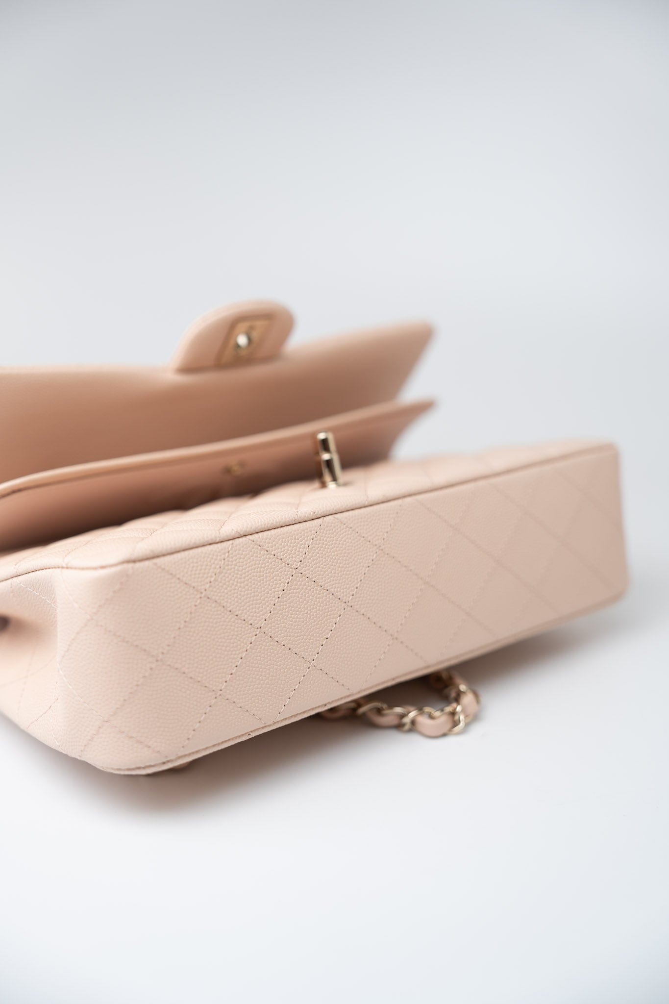 22c Beige Caviar Quilted Classic Flap Light Gold Hardware