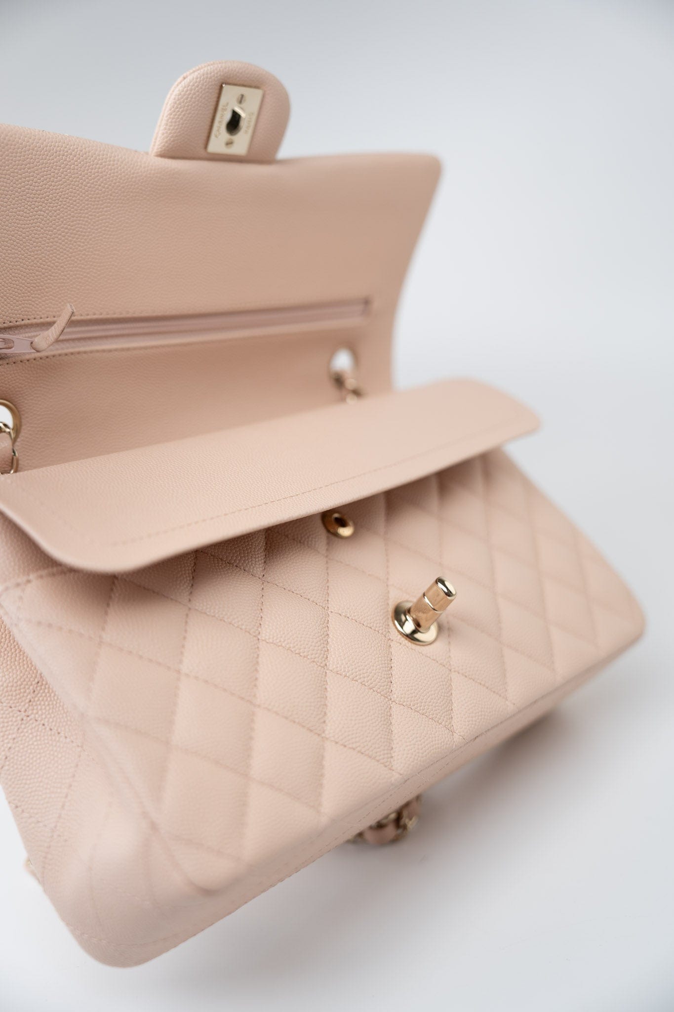 22c Beige Caviar Quilted Classic Flap Light Gold Hardware